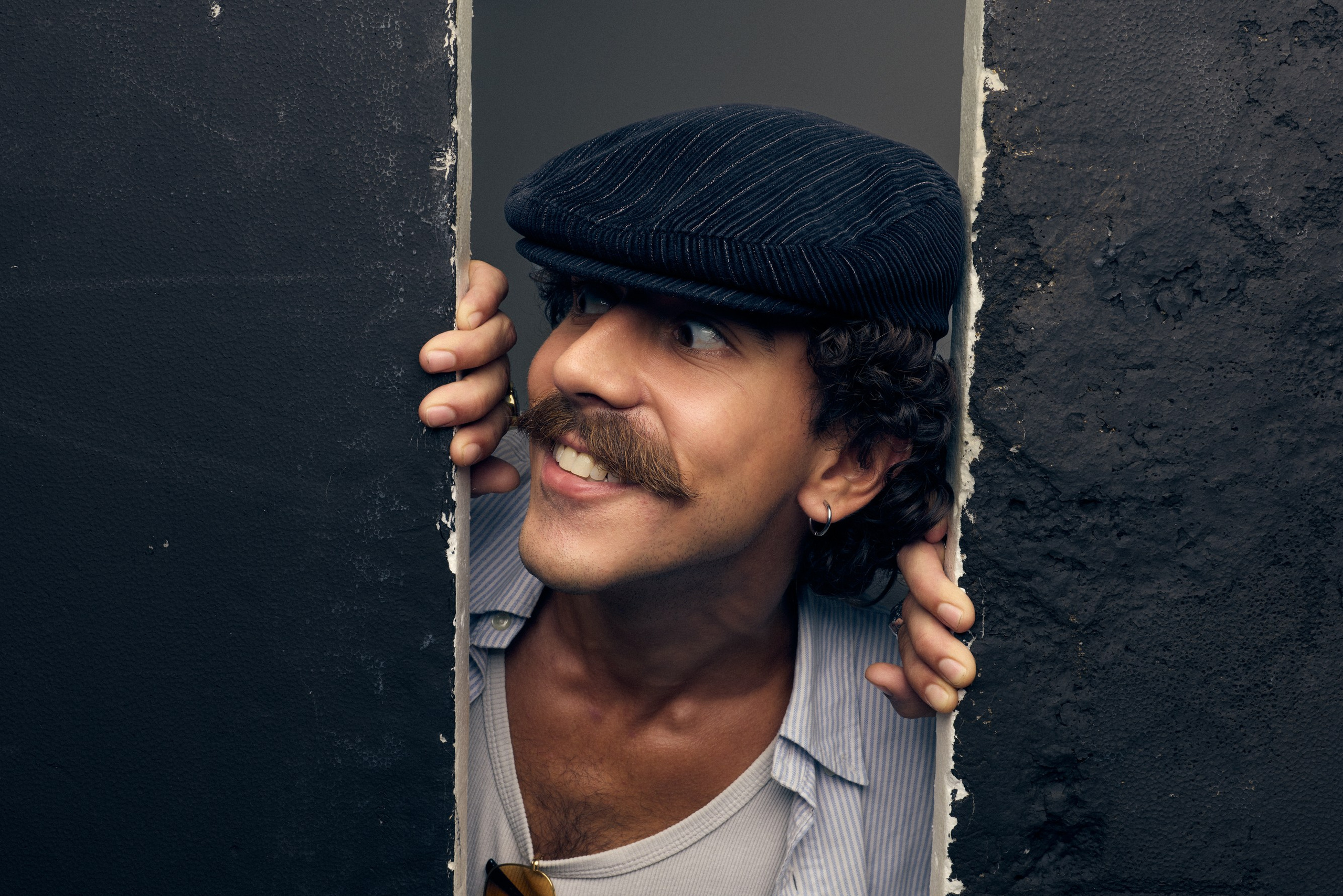 Artistic photoshoot in Barcelona. Europe Wedding Photo  — destination wedding photography across Europe and the Middle East