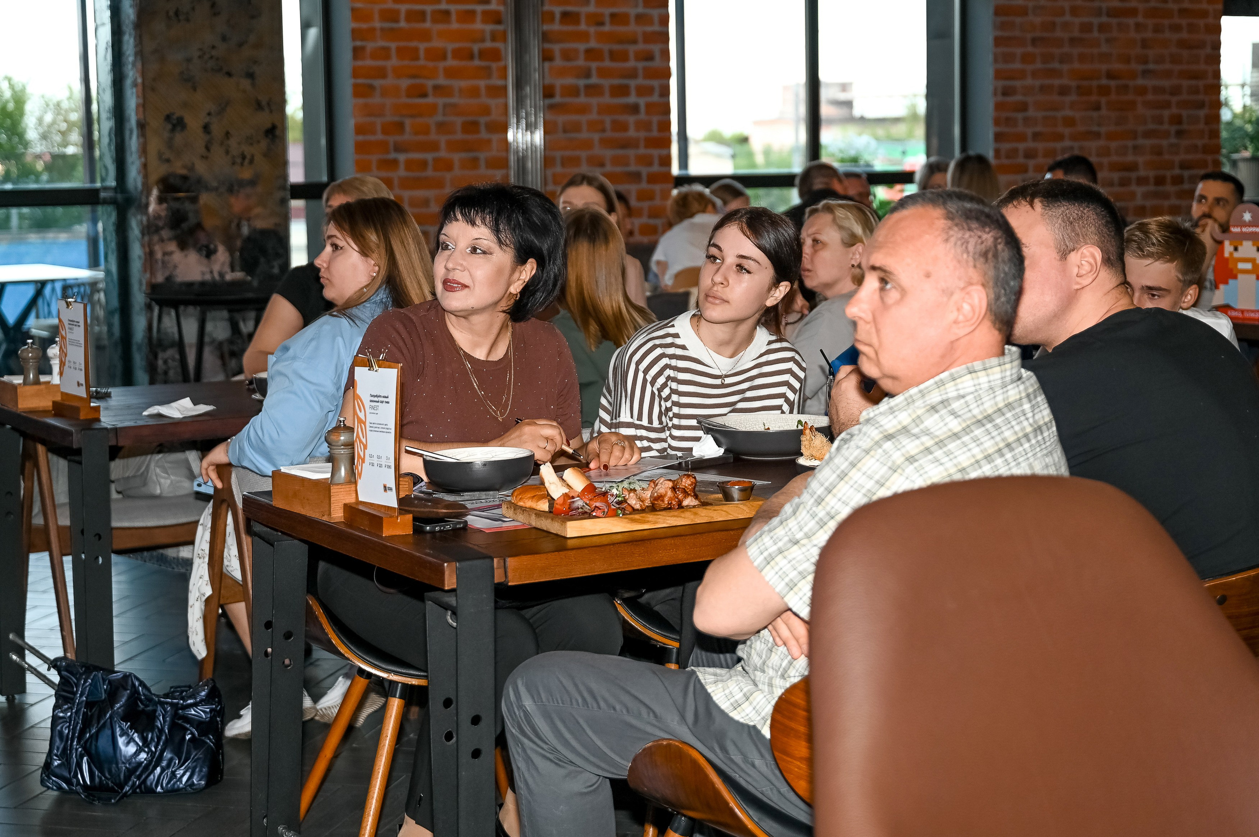 Квиз, Плиз! Брянск. Ресторан «ПЕНА». Свадебный, семейный и репортажный фотограф. Брянск. Эльвира Голенкова