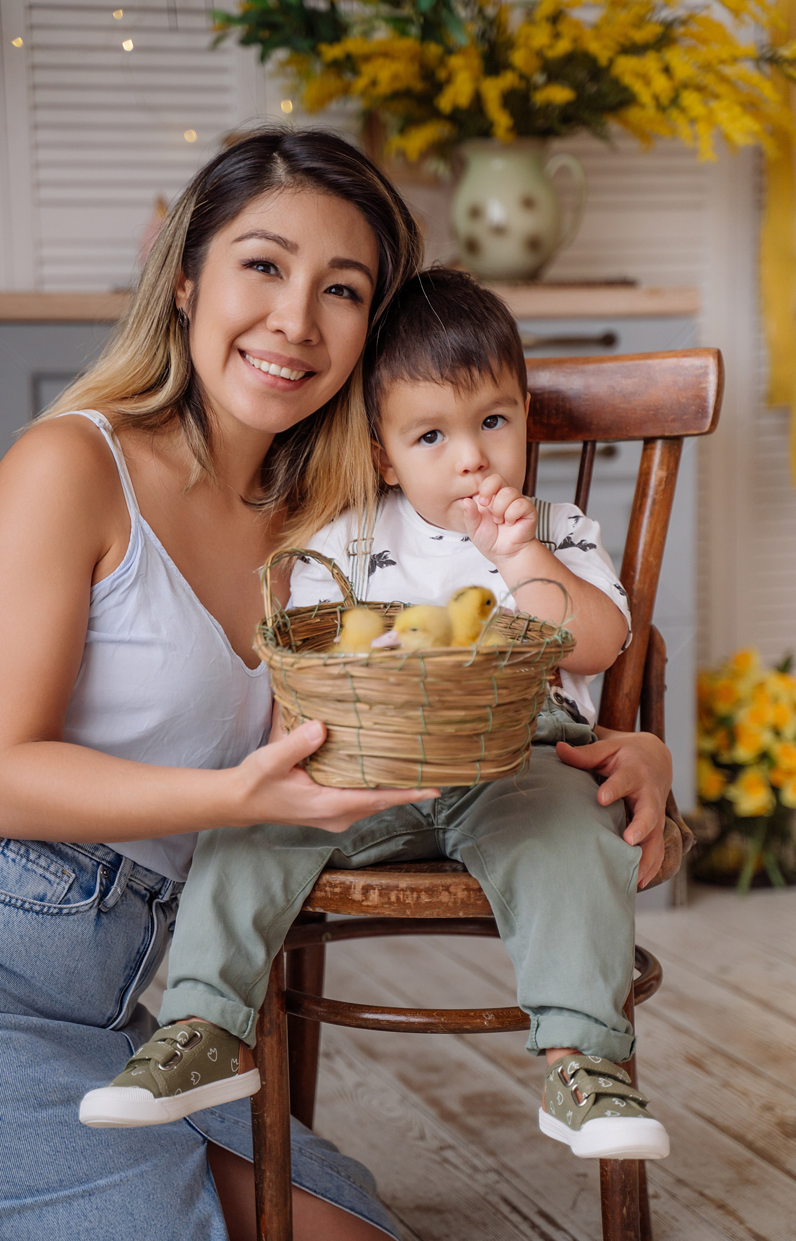 Семейная фотосессия с уточками. Свадебный фотограф