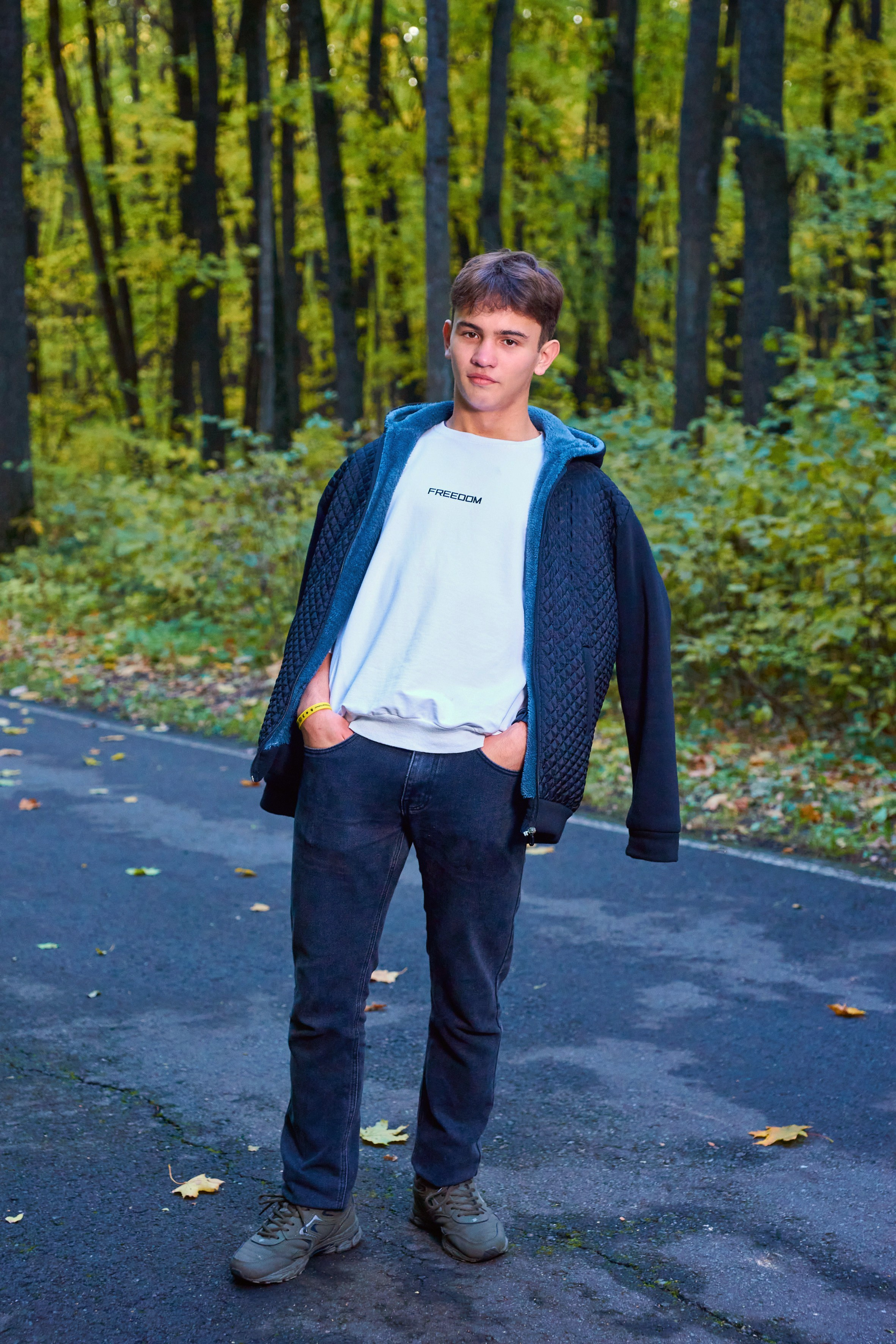 Осень в лесу. 9 класс. 2023. Childrenfoto.ru