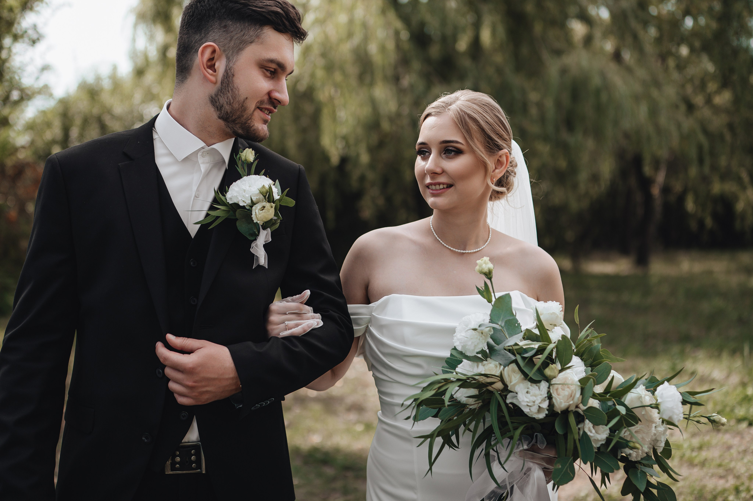 Даниил и Валерия. Черная утка. Полный день. Фотограф Екатерина Бочарникова