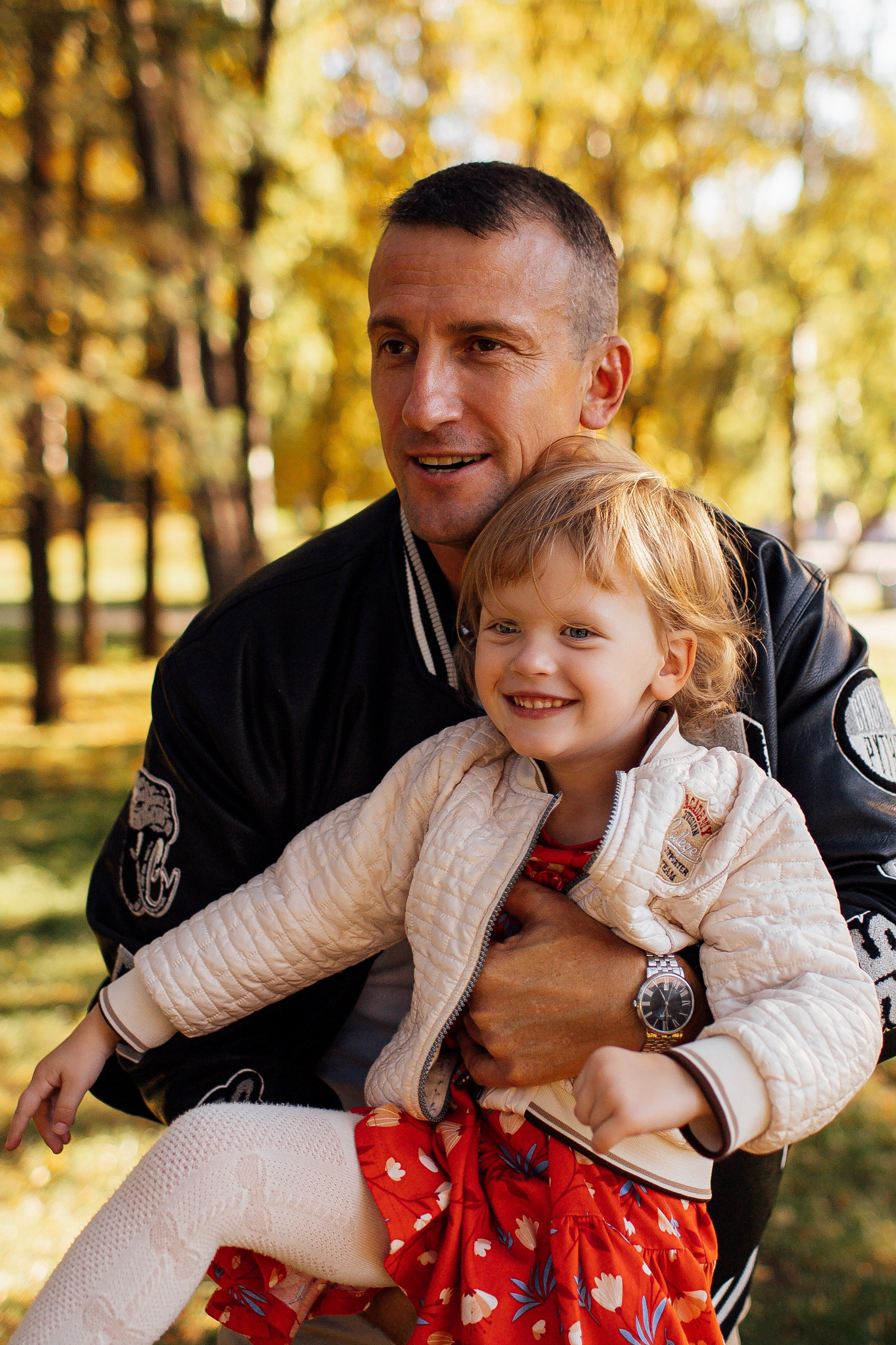 Саша Наташа и Анжелика. Семейная съемка — это красивый способ признаться своей семье в любви