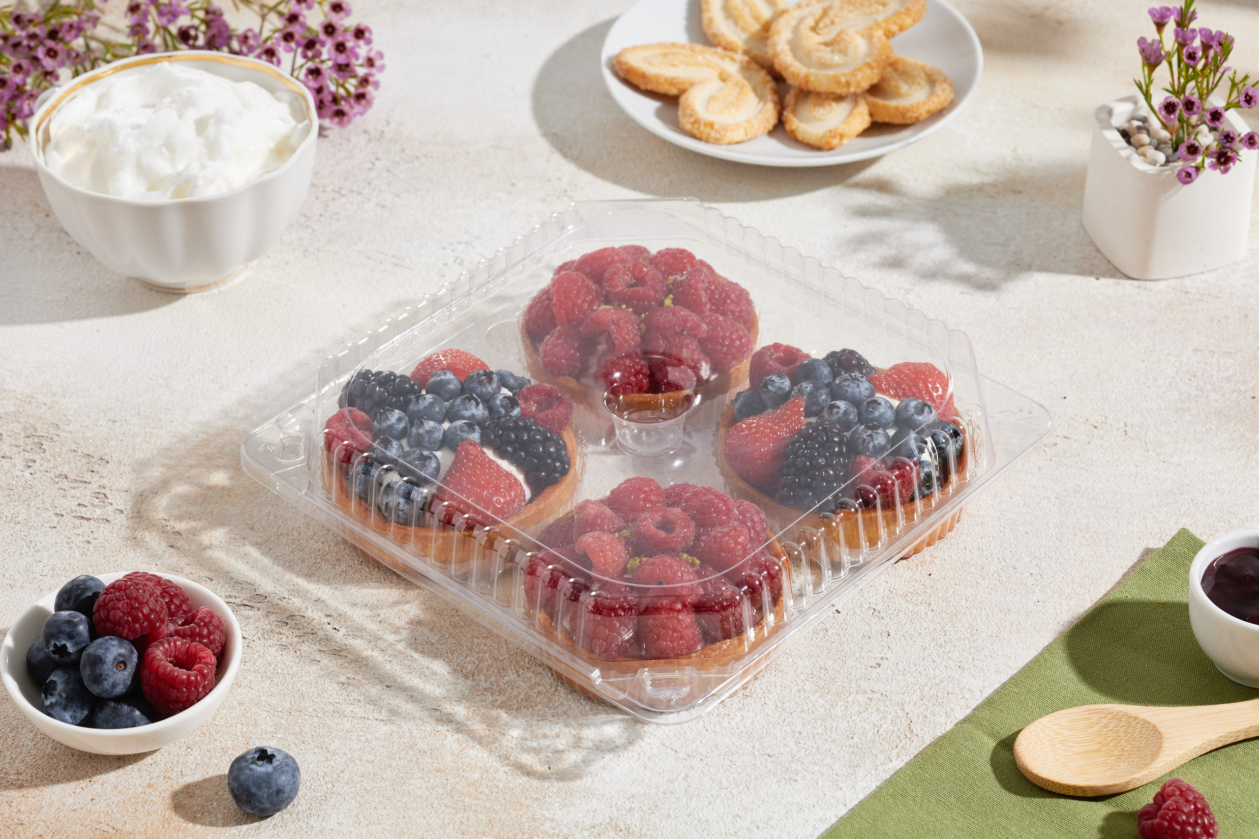 Контейнеры. Уютная студия предметной съемки для маркетплейсов в городе Москва