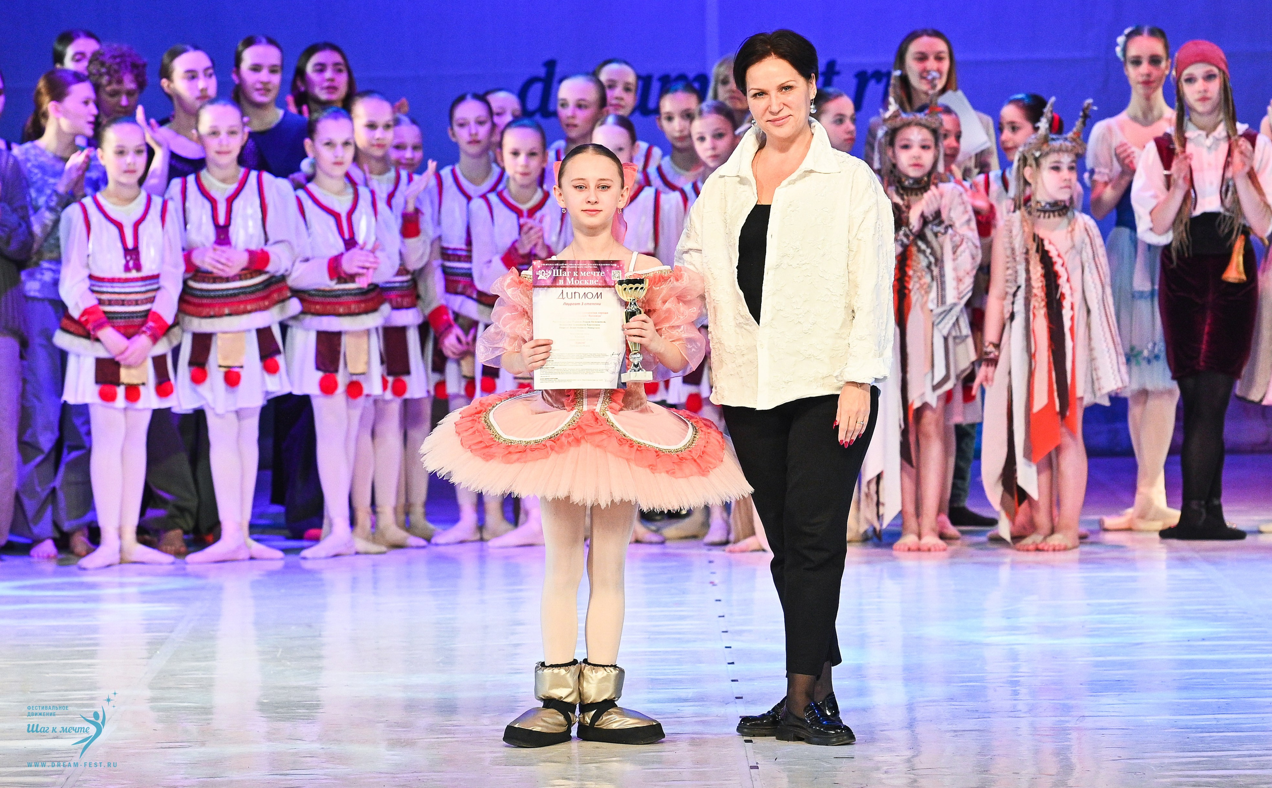 12.04.2025 Фестивальное движение «Шаг к мечте» г. Москва. Медиастудия Фото Концепт