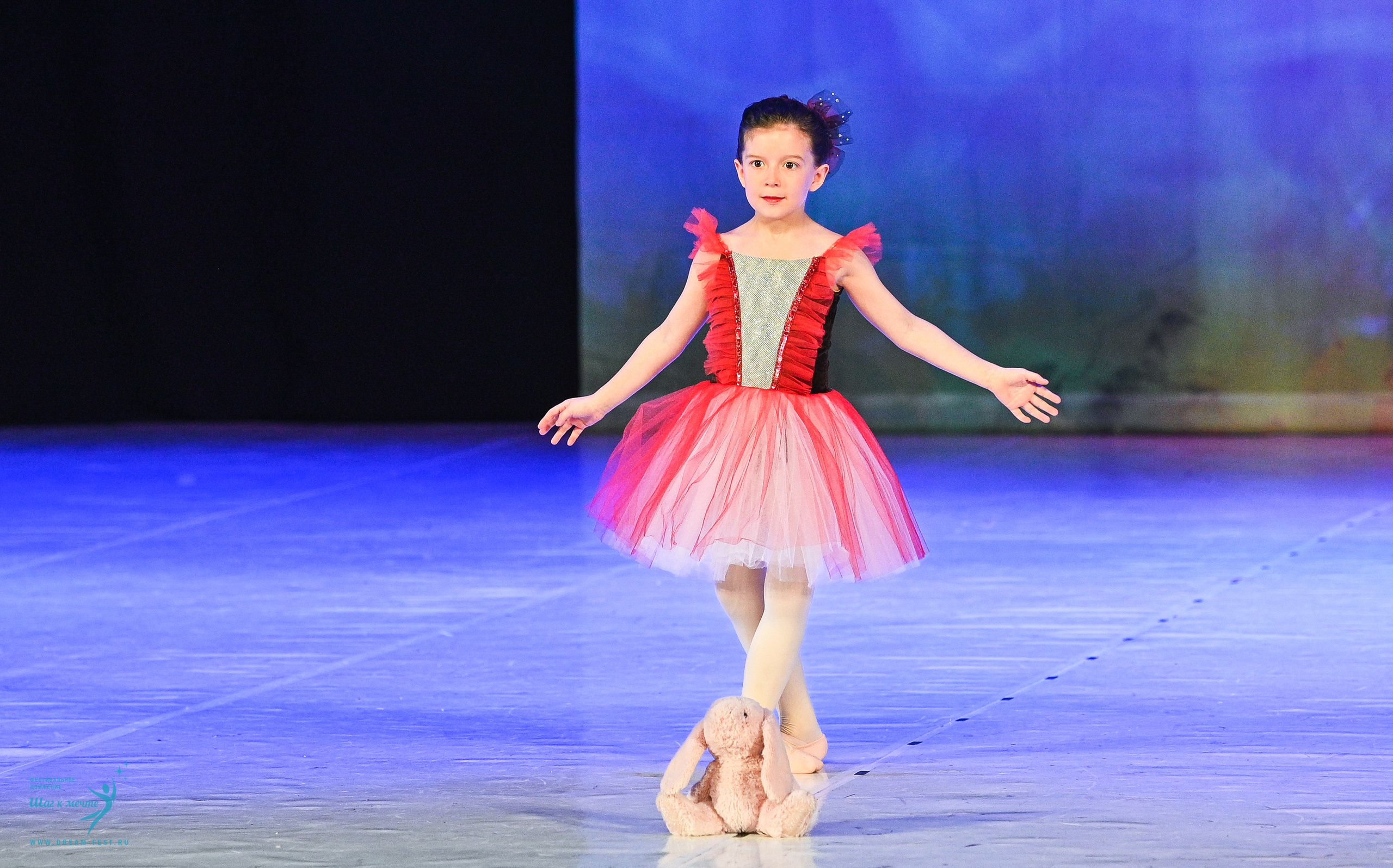 12.04.2025 Фестивальное движение «Шаг к мечте» г. Москва. Медиастудия Фото Концепт