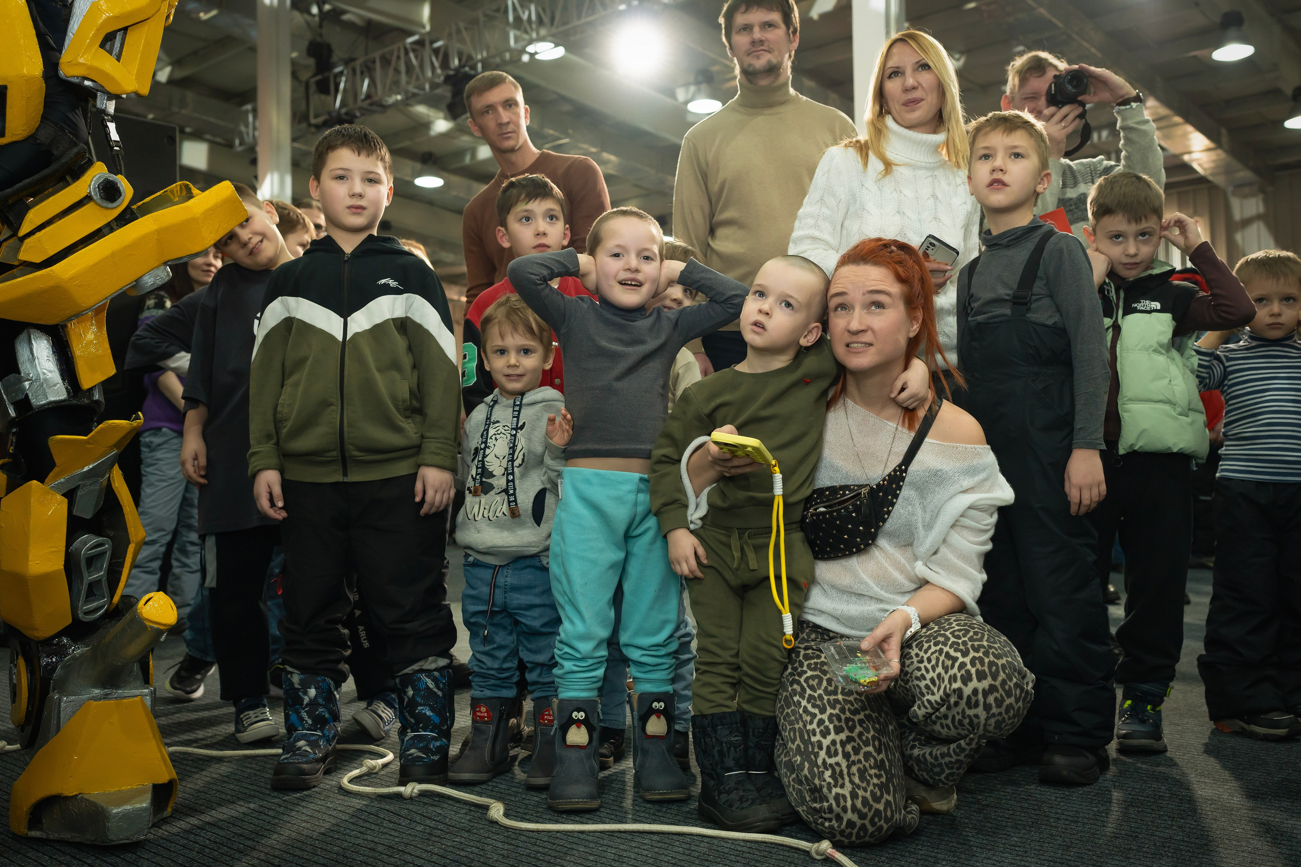 Робосиб в Сибэкспоцентре. Занимаюсь профессиональной фотографией и живу рядом с Байкалом. Работаю в разных жанрах