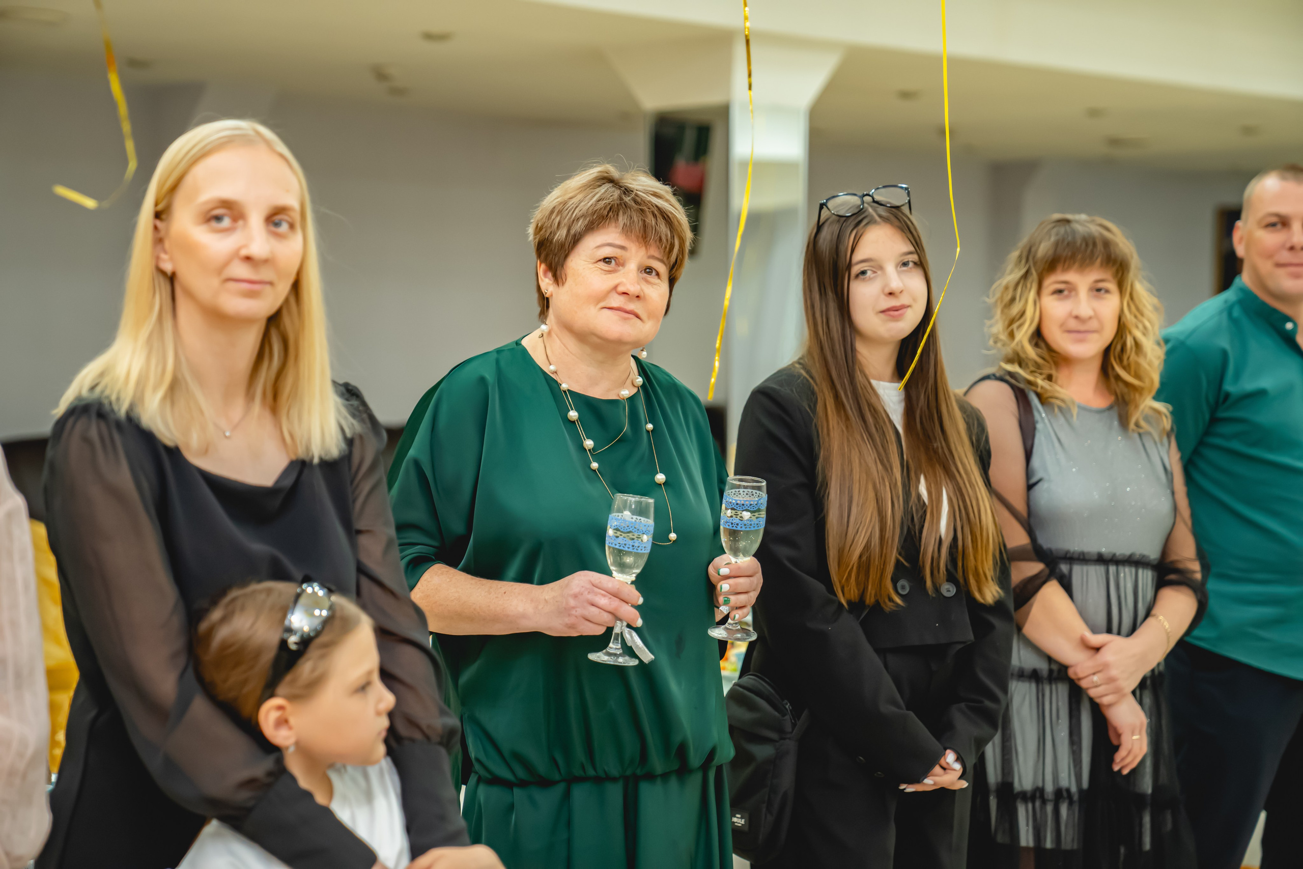 Осенняя Свадьба 2024. Занимаюсь профессиональной фотографией и живу рядом с Байкалом. Работаю в разных жанрах