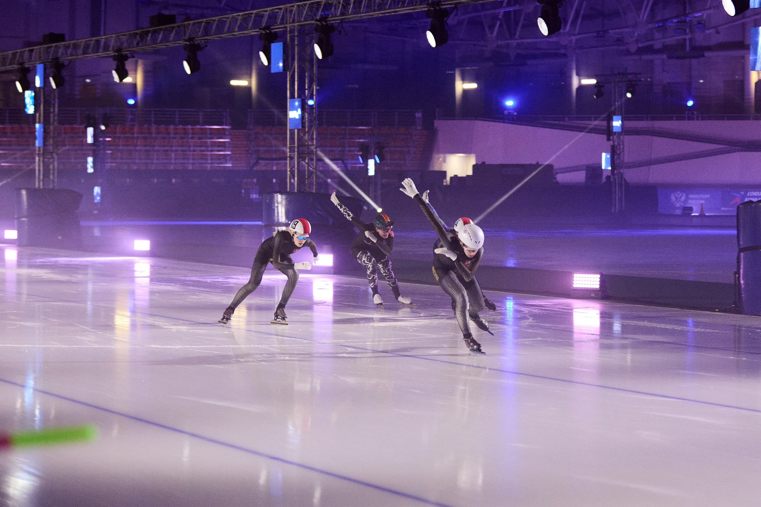 Фотосъемка Гала-шоу «Кристалл» 4.04.2026. Режиссёр, клипмейкер, фотограф — Андрей Охота