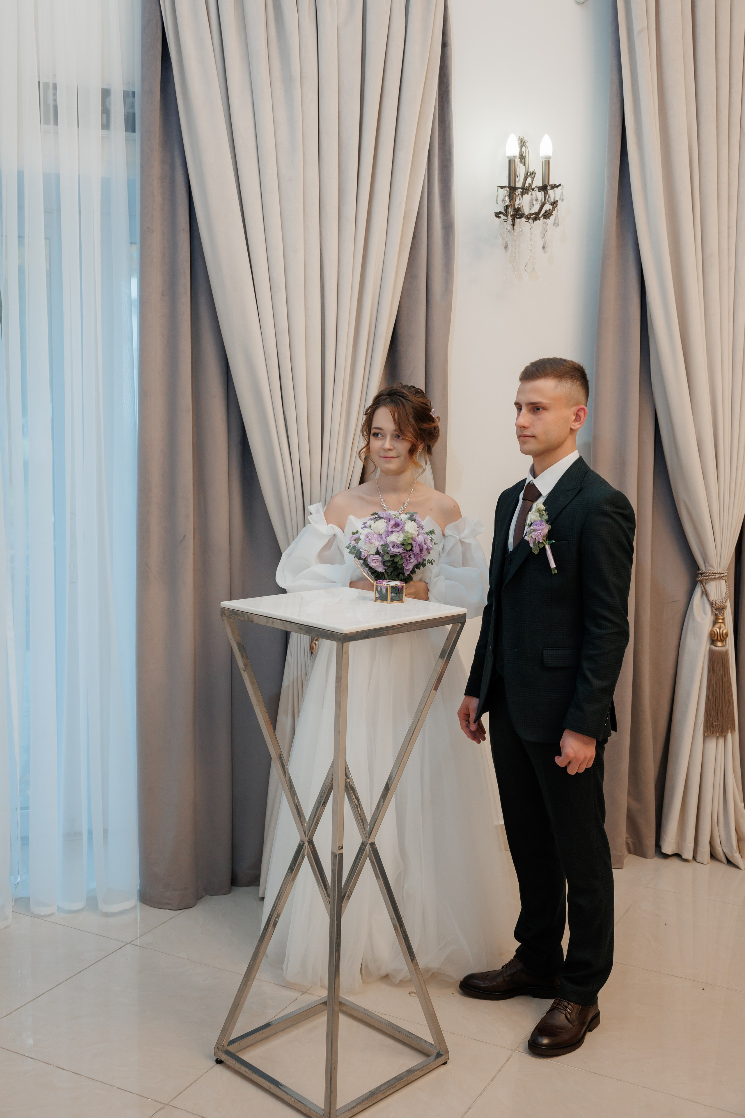 Константин и Дарья, ЗАГС ВДНХ, отель Soluxe, ресторан «Антик». Свадебный и репортажный фотограф (Москва, Королев и другие)