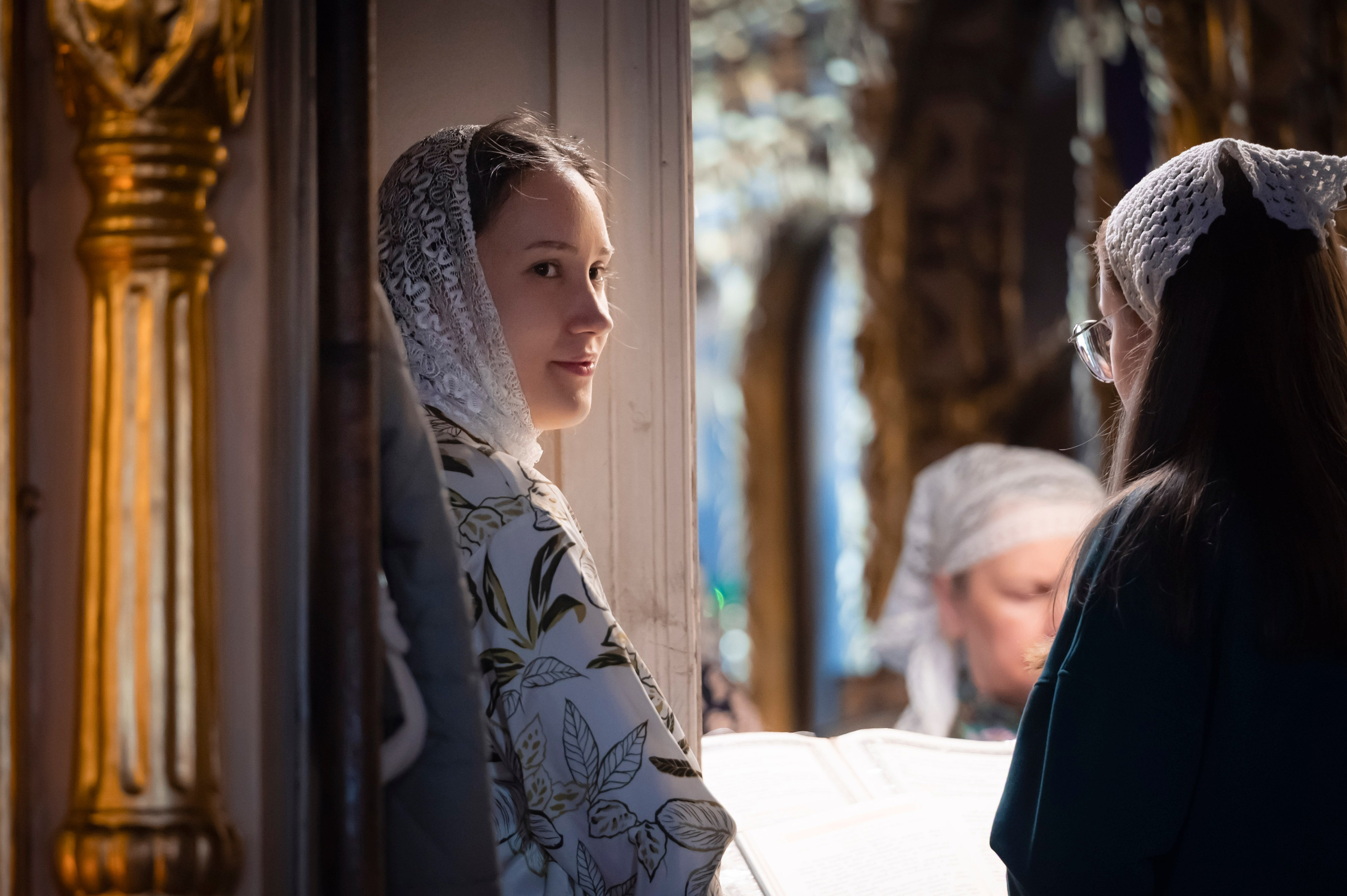 Богородский Храм. Всенощное бдение. Освящение верб. Антон и Татьяна Денисенко — В храме