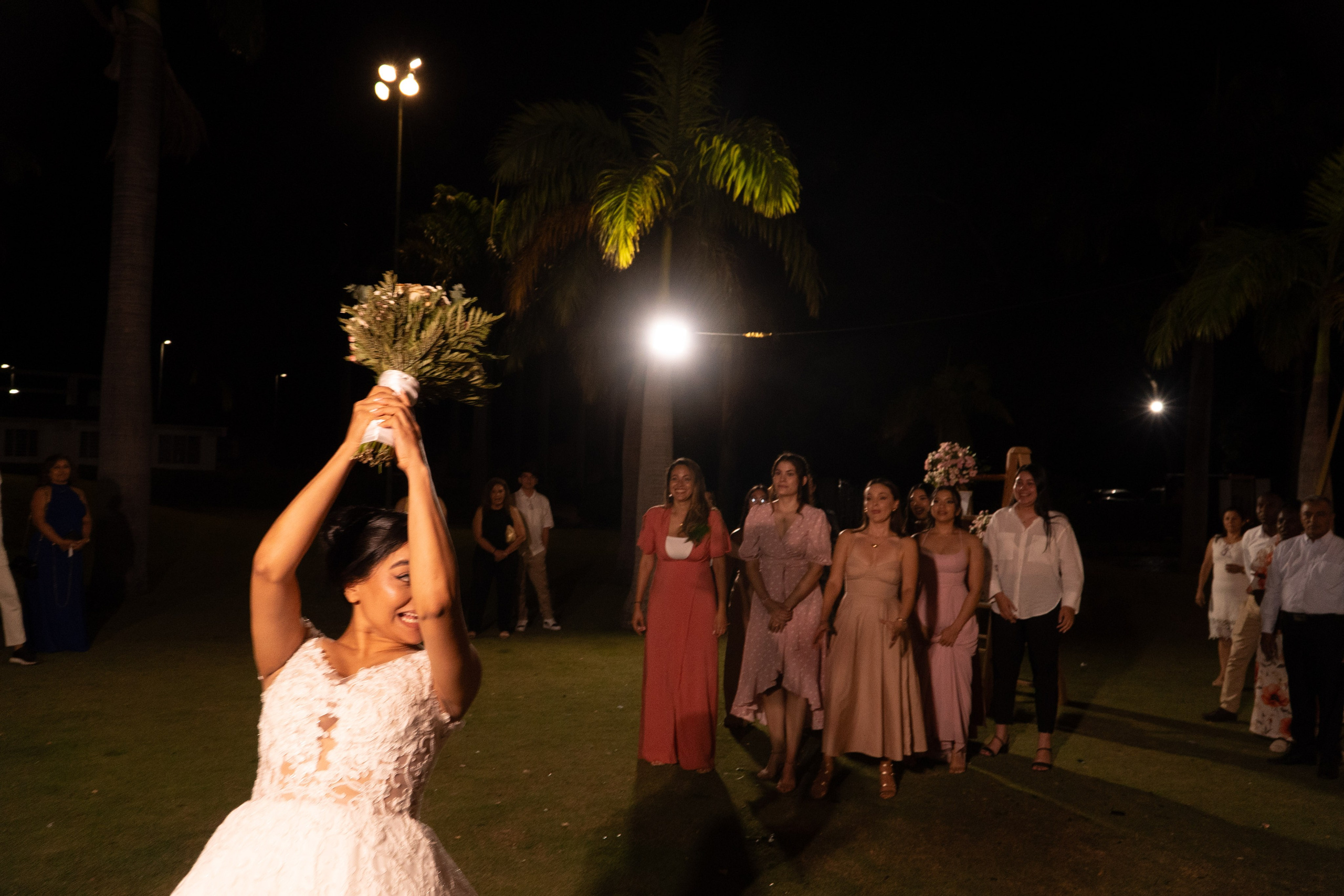 Carola & Gerson. Wedding Photographer in Barcelona and Medellin