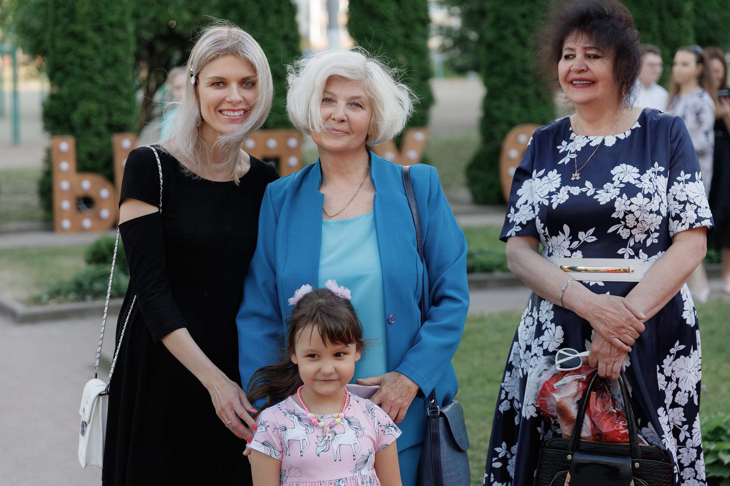 Школьный выпускной 2023 год в Минске. Свадебный фотограф в Минске/Беларуси Сергей Спиридонов