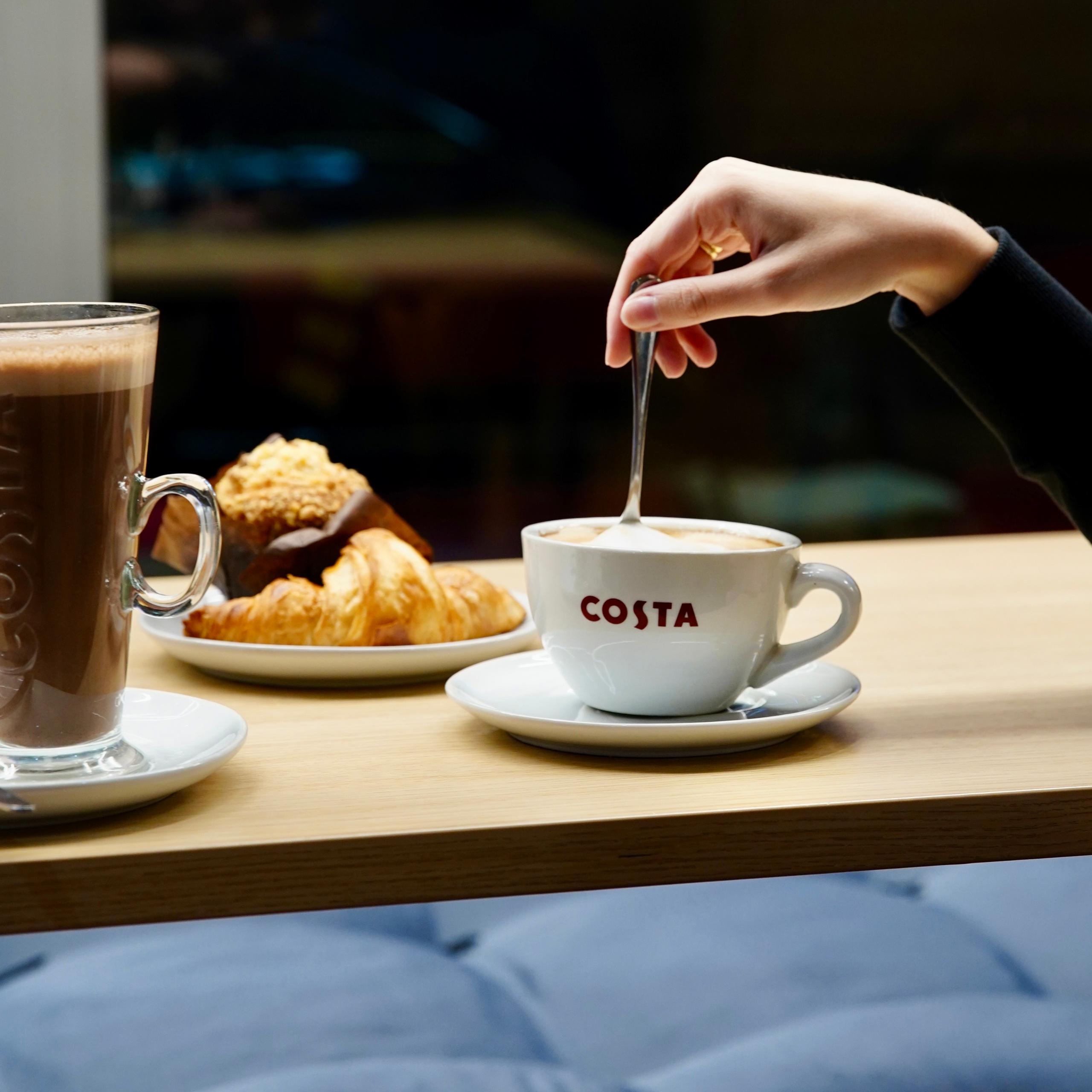 Costa Coffee. AMODEO STUDIO