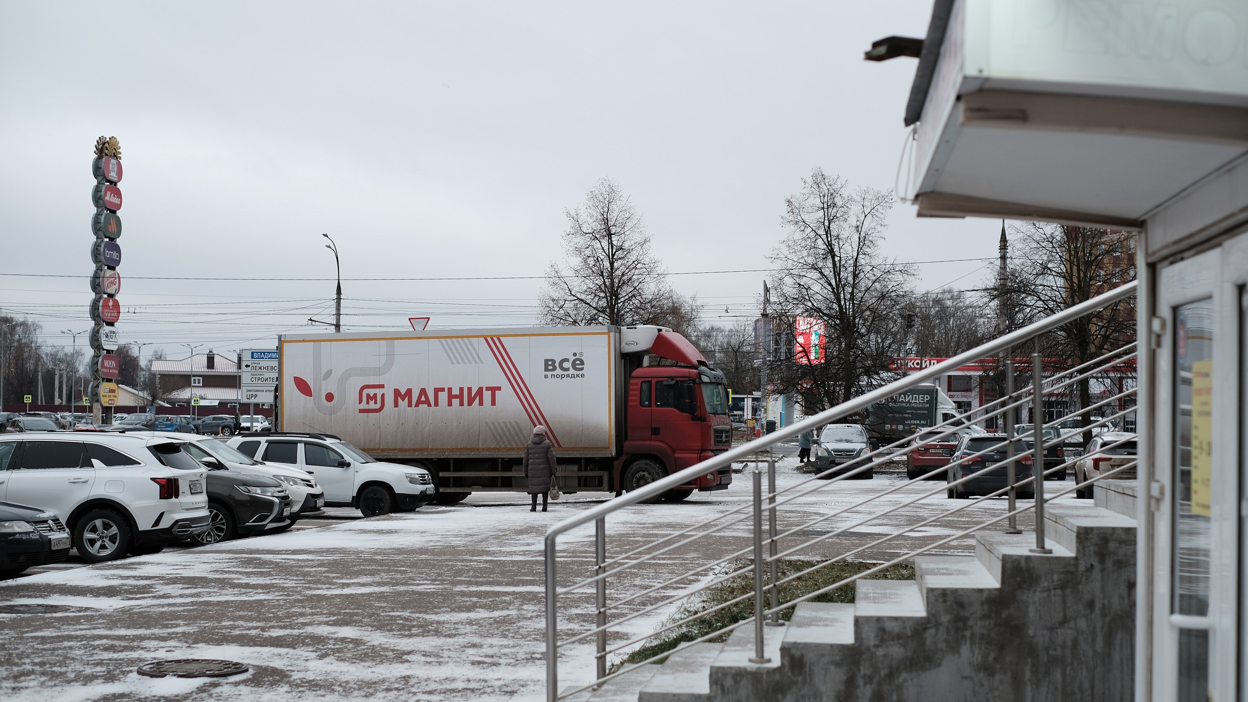 Фотопроект «The Люди» фотограф Александр Кондаков. Фотограф для маркетплейсов в Иваново | Съемки одежды и белья