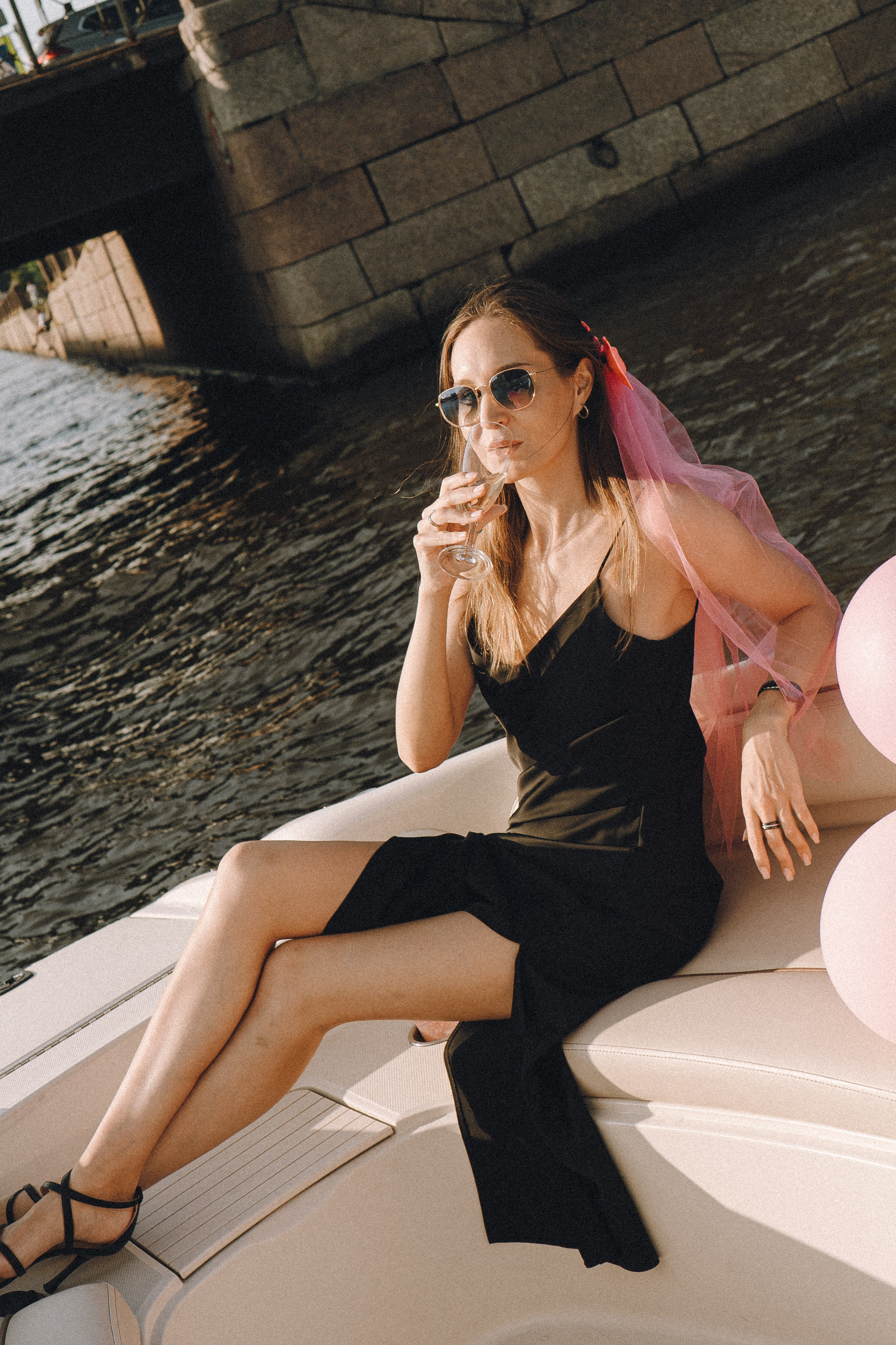 ДЕВИЧНИК НА КАТЕРЕ. Профессиональный фотограф, Санкт-Петербург — Виктория Богомолова