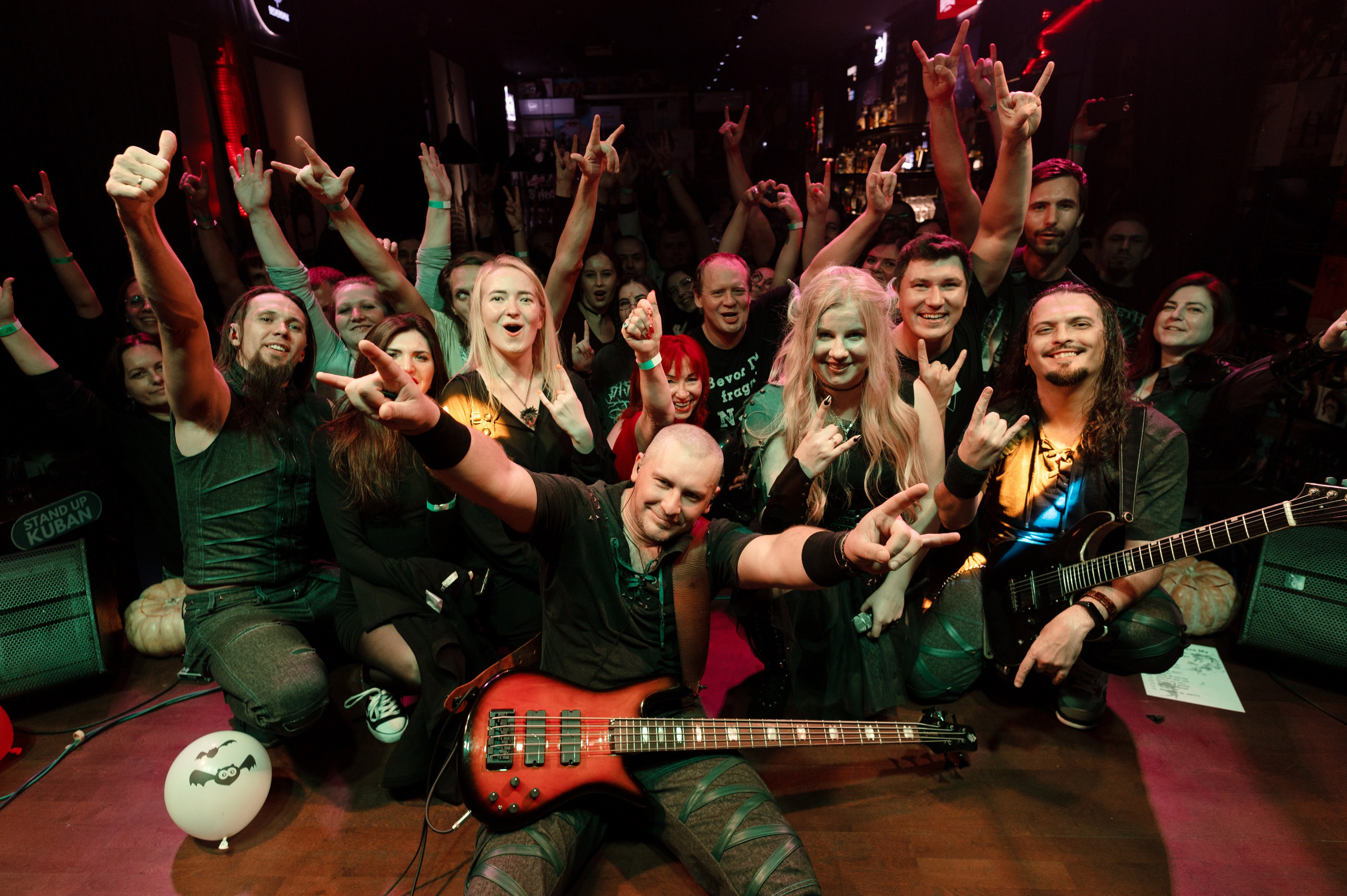 Save my name. Малый Рок бар. Профессиональная фотосессия в Краснодаре | Фотограф Денис Труфанов