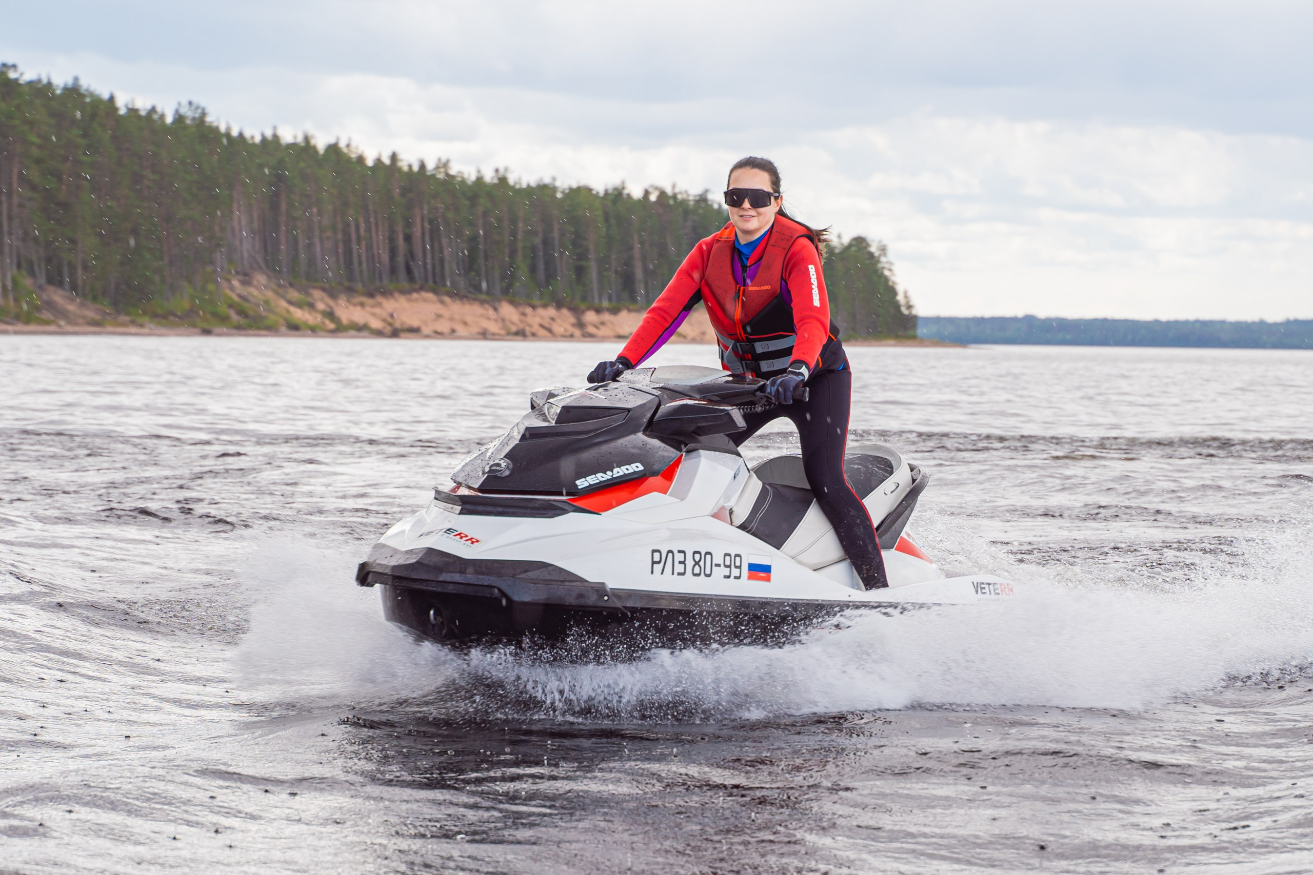 Гидровыезд в Коневский мужской монастырь. Свадебный, семейный, портретный, репортажный фотограф в Санкт-Петербурге