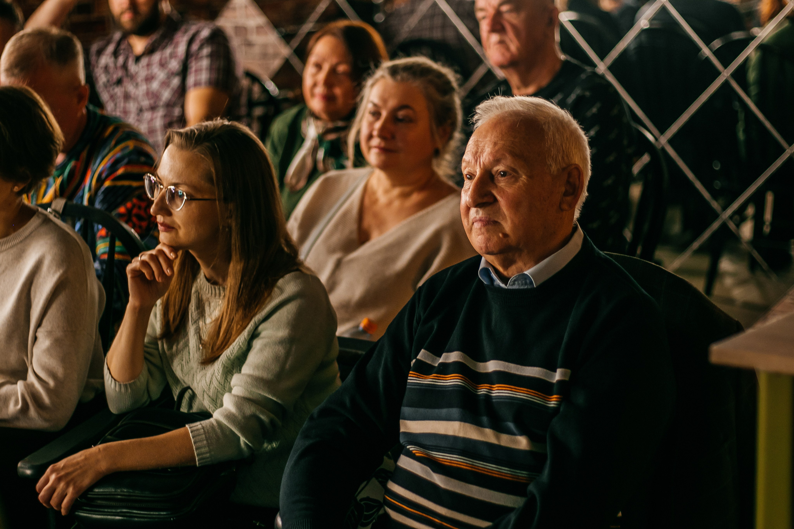 Отчетный концерт студентов вокального тренера Ксении Юрецкой 21.10.2023. Свадебный и семейный фотограф в Нижневартовске Татьяна Мартынова