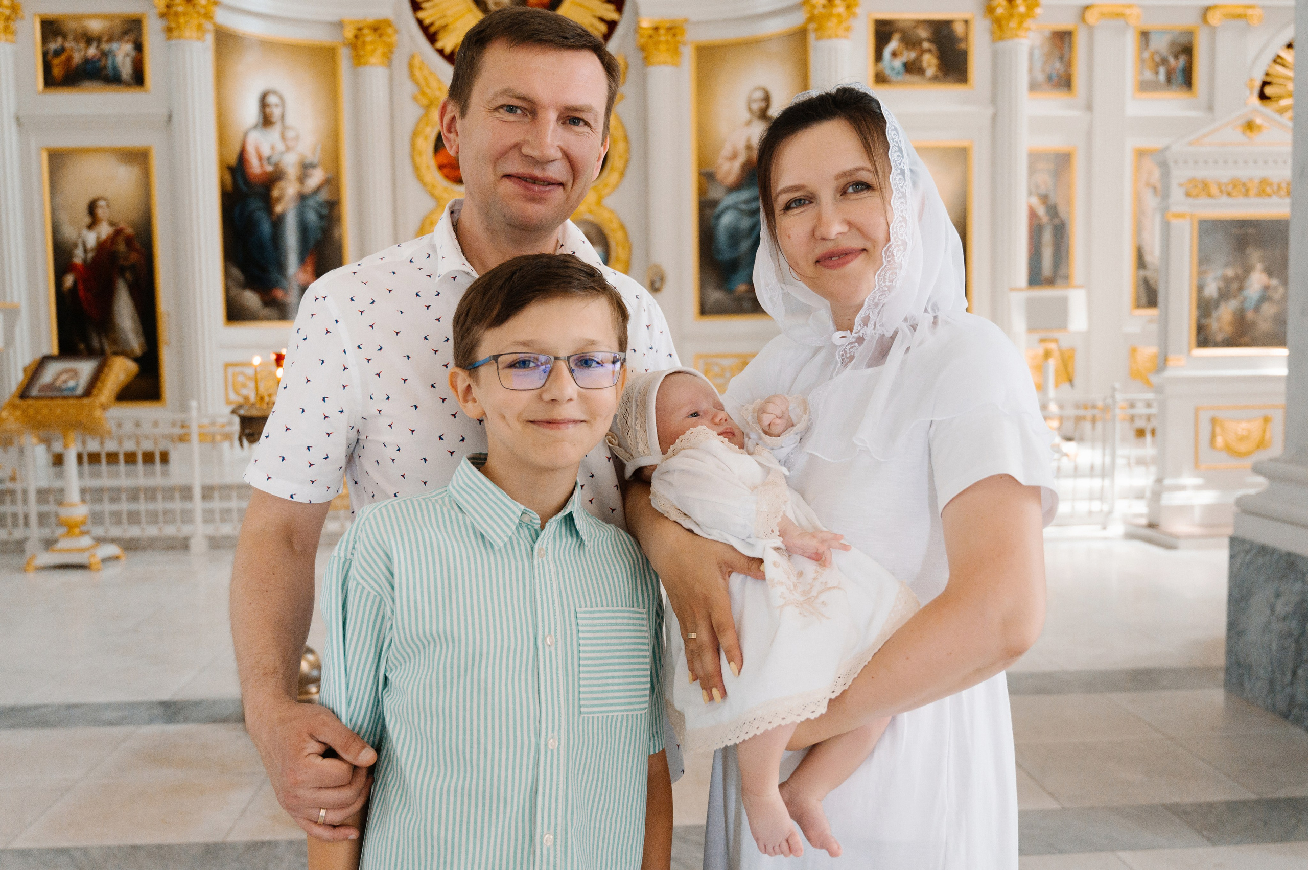 Крещение Марии. Храм Рождества Христова на Песках. Фотограф на роды СПБ Юлия Герасимова