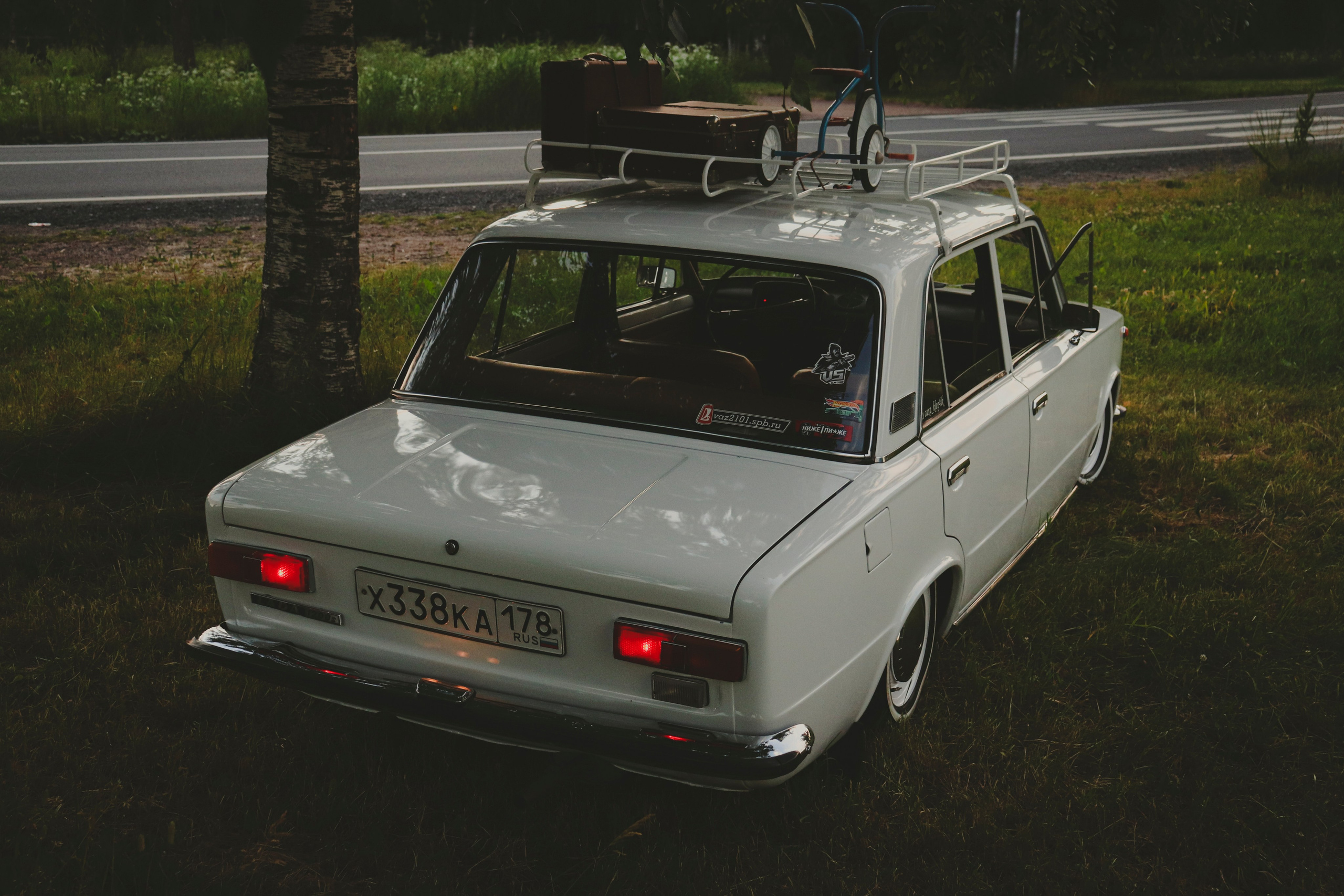 Летний вечер и ваз 2101. Ивентный фотограф в Санкт-Петербурге Олег Комков