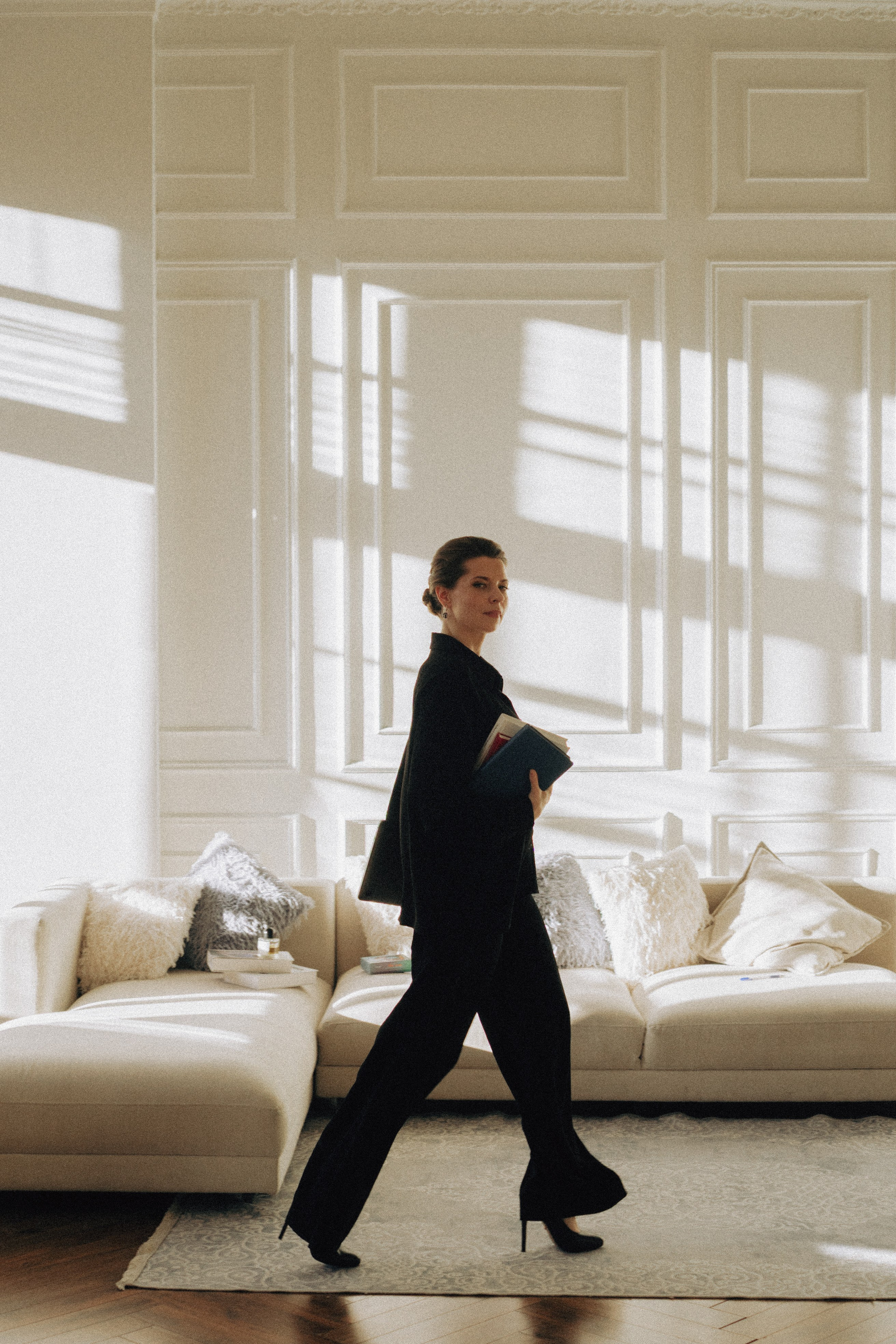 ФОТОСЕСИИЯ В СТУДИИ ДЛЯ ДЕВУШКИ ПСИХОЛОГА. Профессиональный фотограф, Санкт-Петербург — Виктория Богомолова