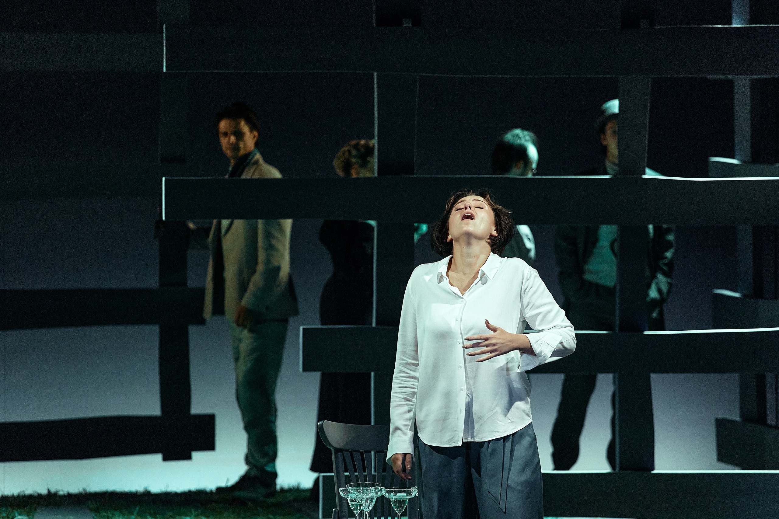 Бесприданница. Приют комедианта. Фотограф Нина Антонова