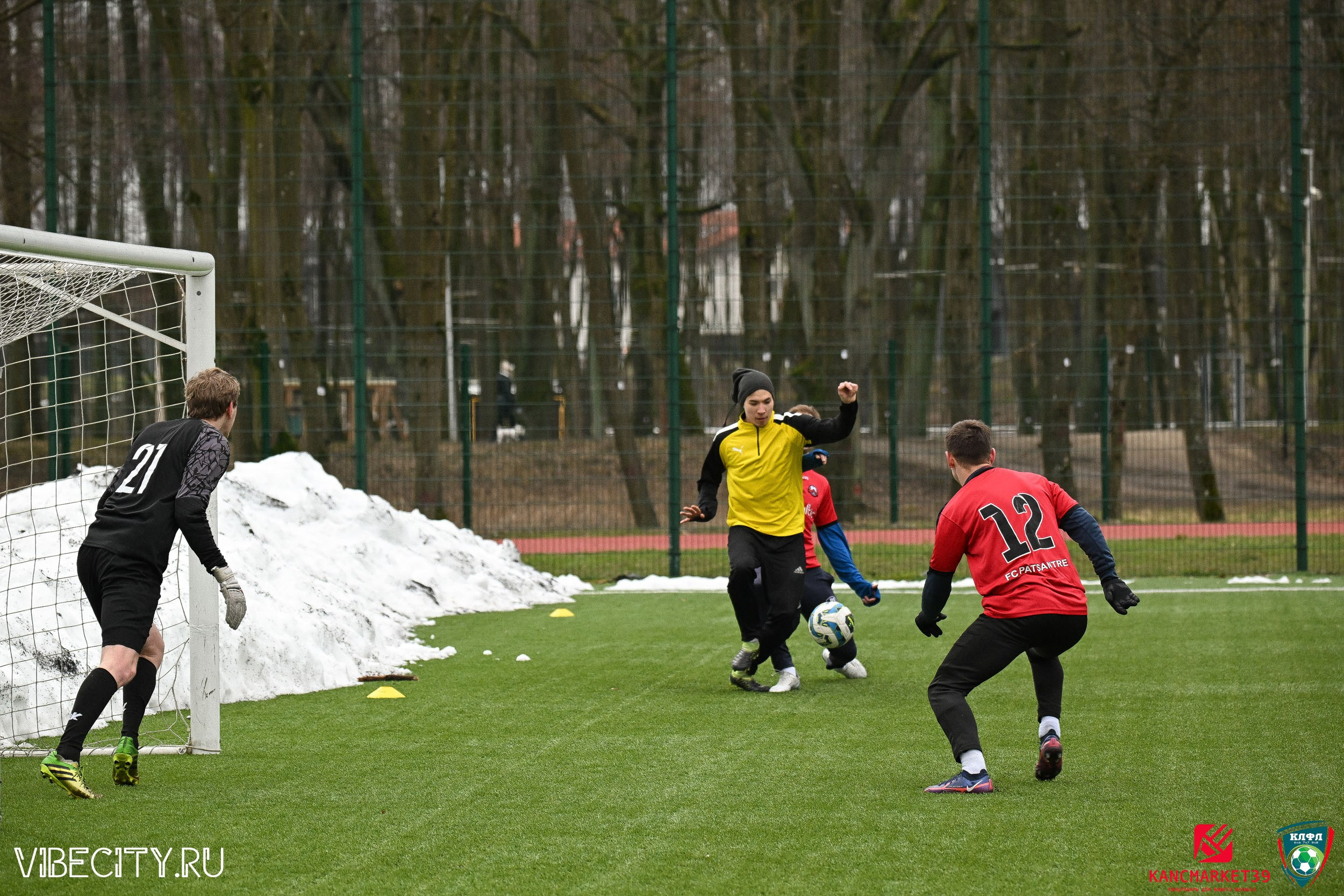 XX ЧЕМПИОНАТ КАЛИНИНГРАДСКОЙ ЛФЛ КАНЦМАРКЕТ39 сезона 2024–2025 гг. VIBECITY.RU Вайб Сити Ру Фоторепортажи Фотоотчеты Калининград