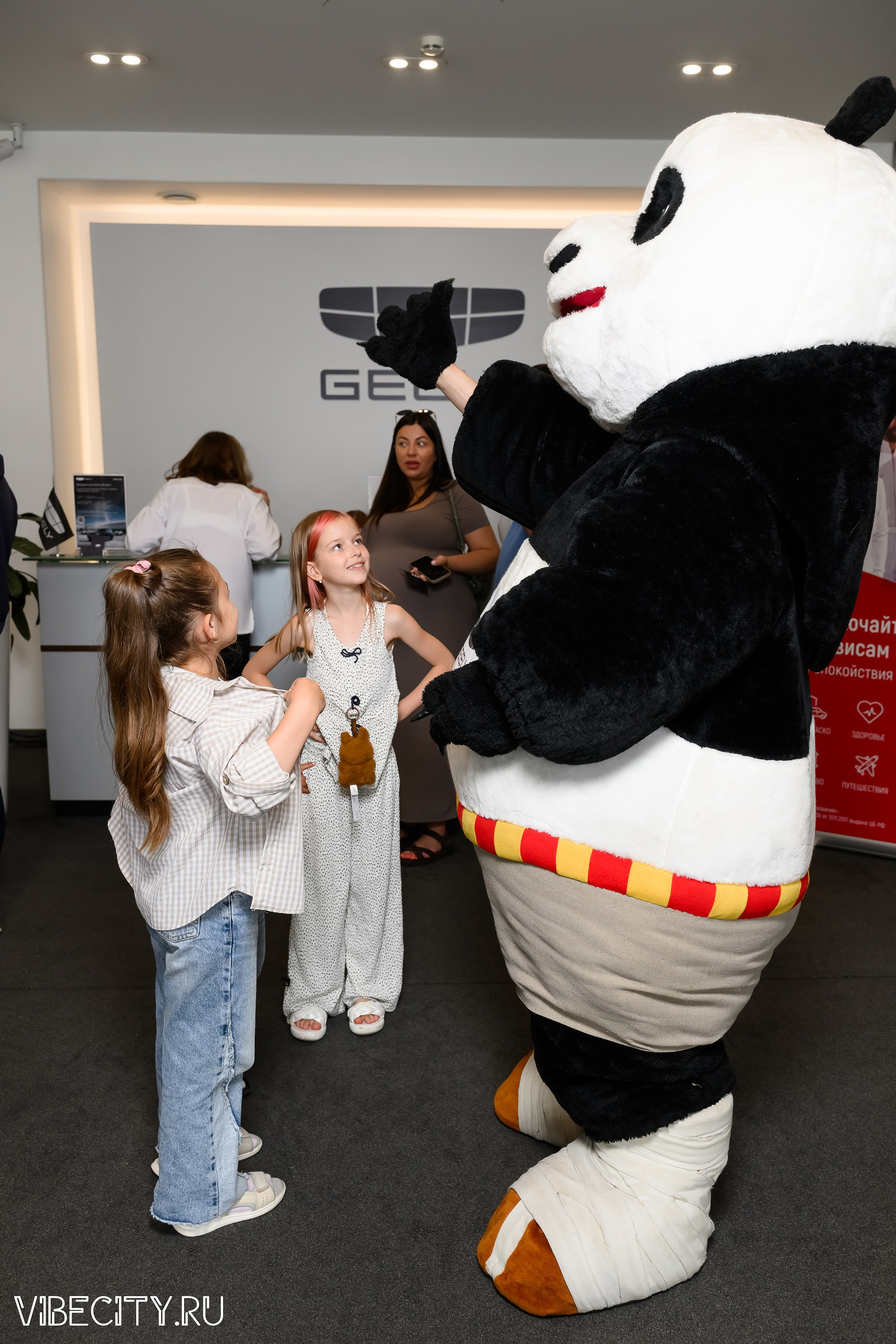 Презентация Geely Manjaro. VIBECITY.RU Вайб Сити Ру Фоторепортажи Фотоотчеты Калининград