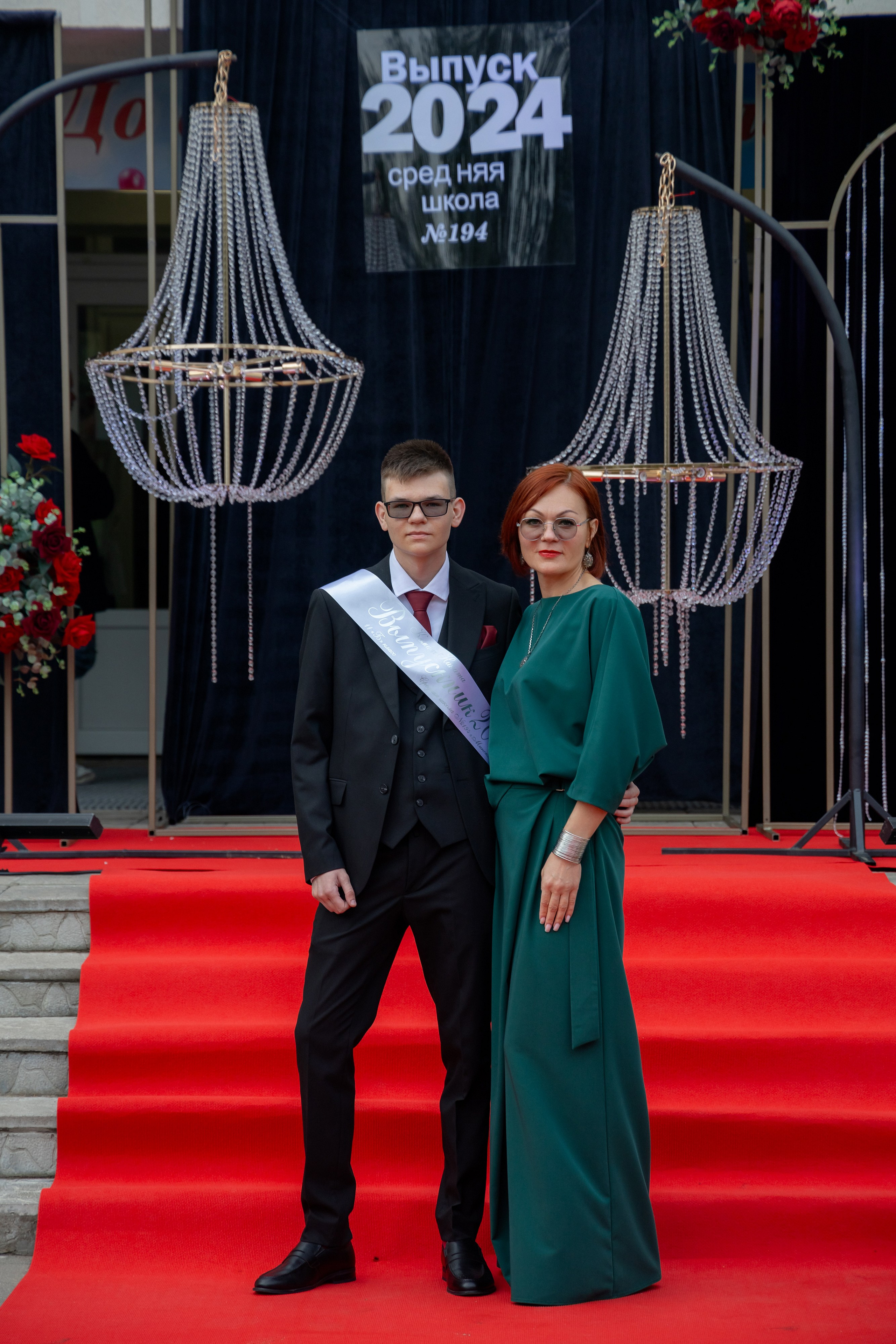 Школьный выпускной 2024 год в Соколе (Минск). Свадебный фотограф в Минске/Беларуси Сергей Спиридонов