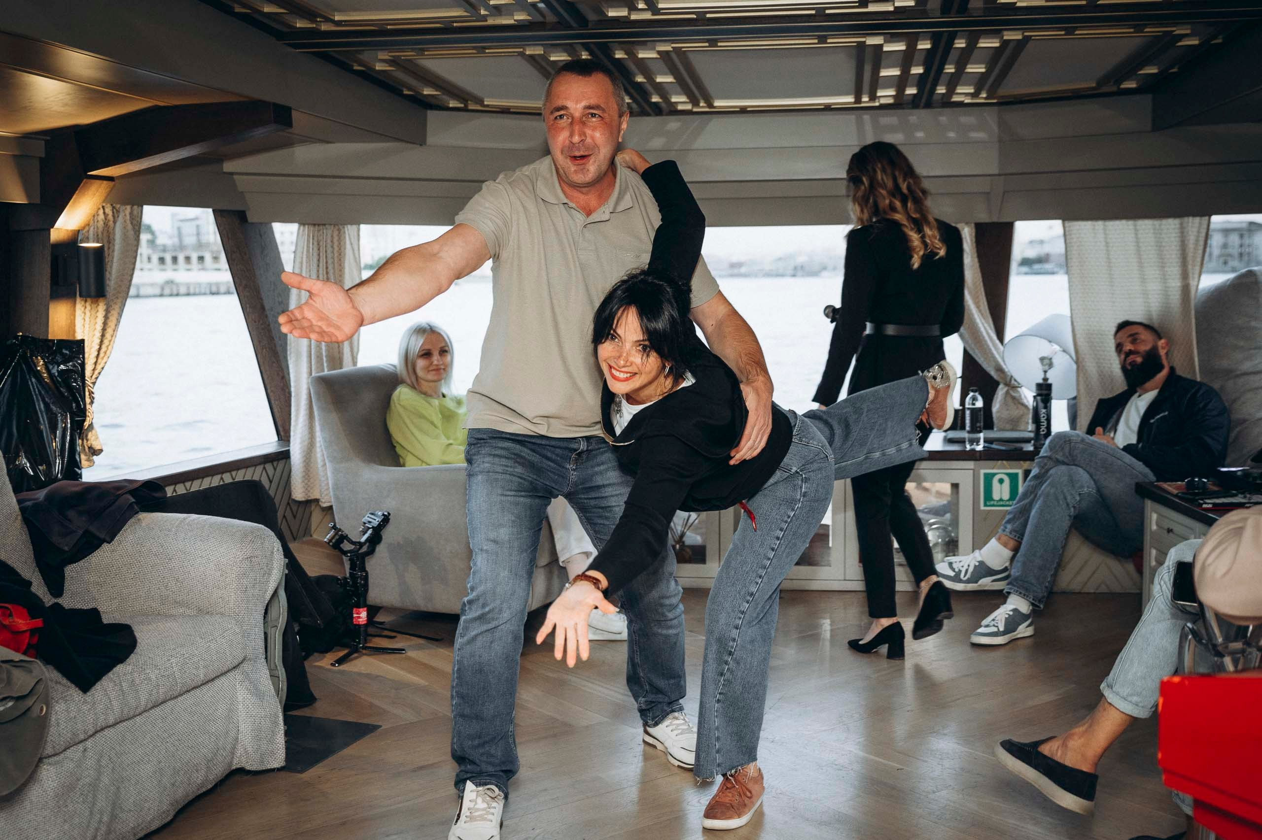 Корпоратив проходивший на кораблике. Санкт Петербург