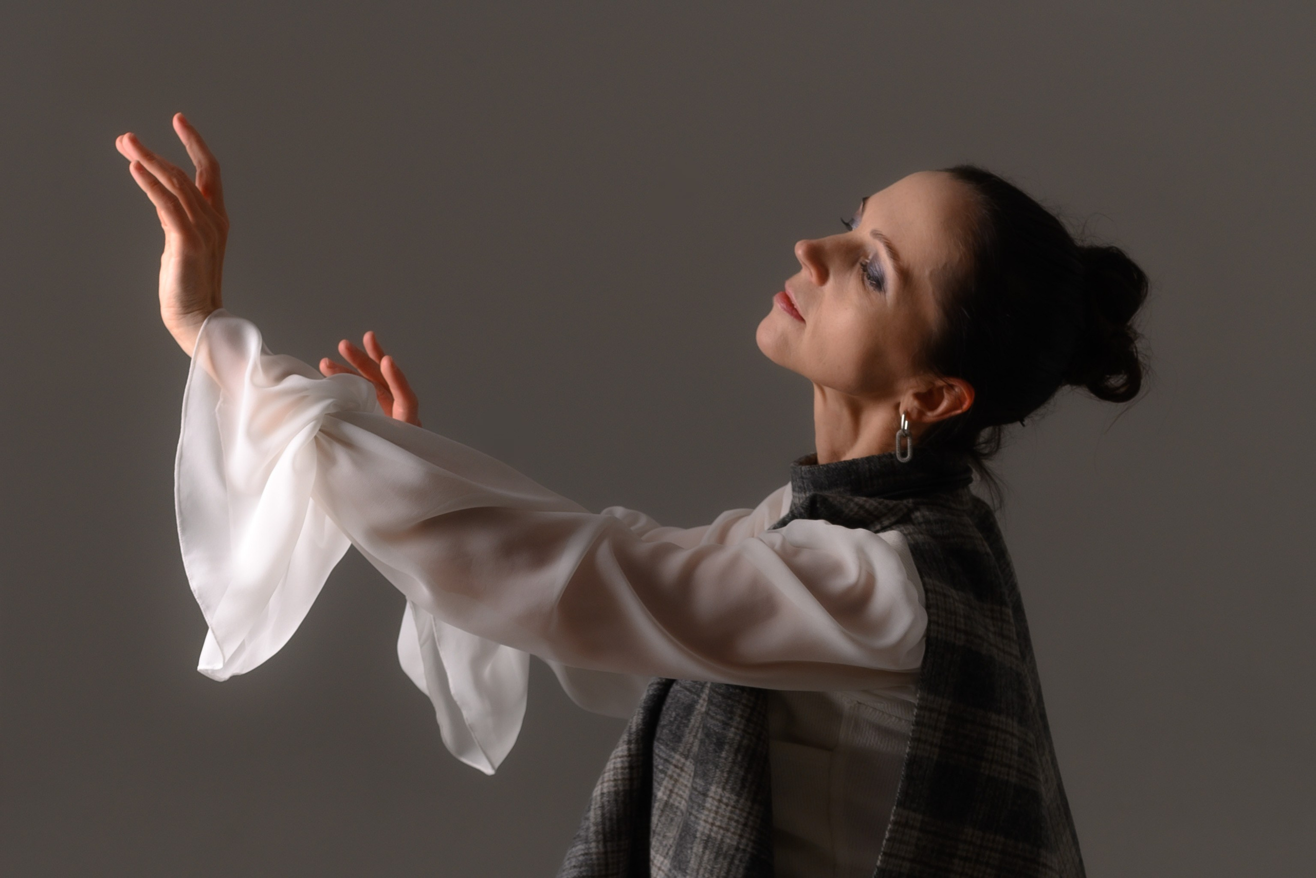 Студийная фотосессия девушки