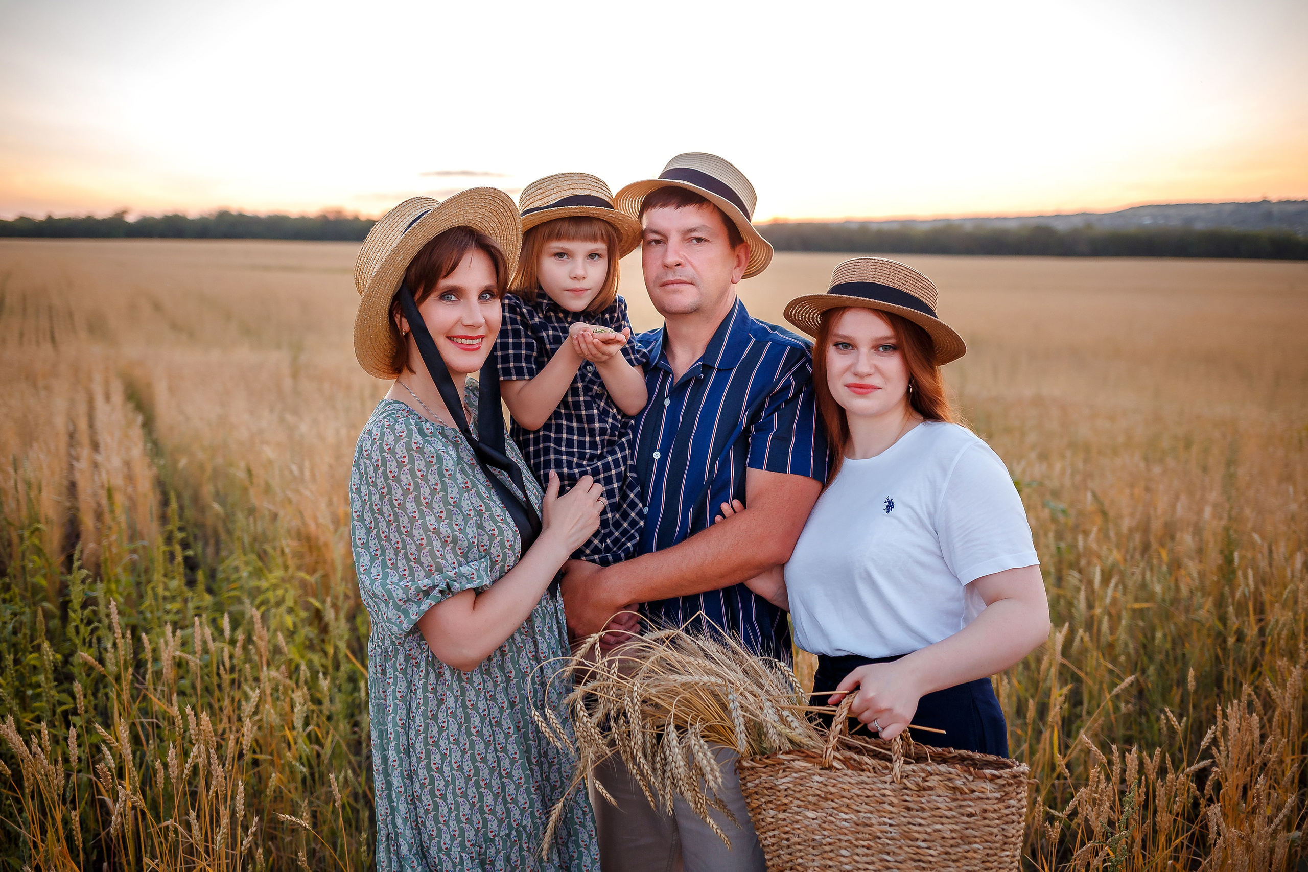 Однажды в поле. Семейный фотограф в Саратове Юлия Охотникова