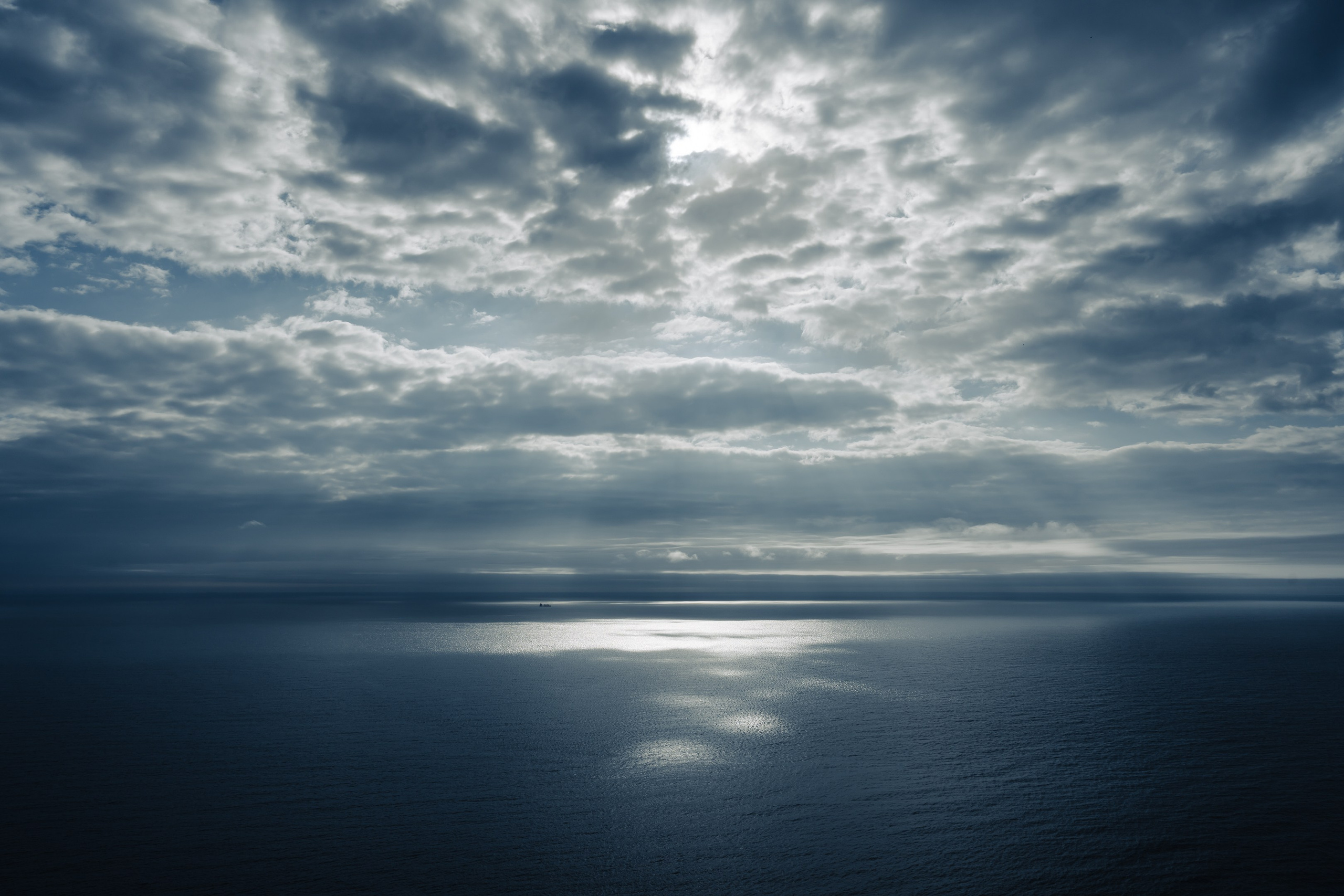 Мыс Четырех Скал. Иван Зайцев (IZIART) — создание культурного кода через фото и видео