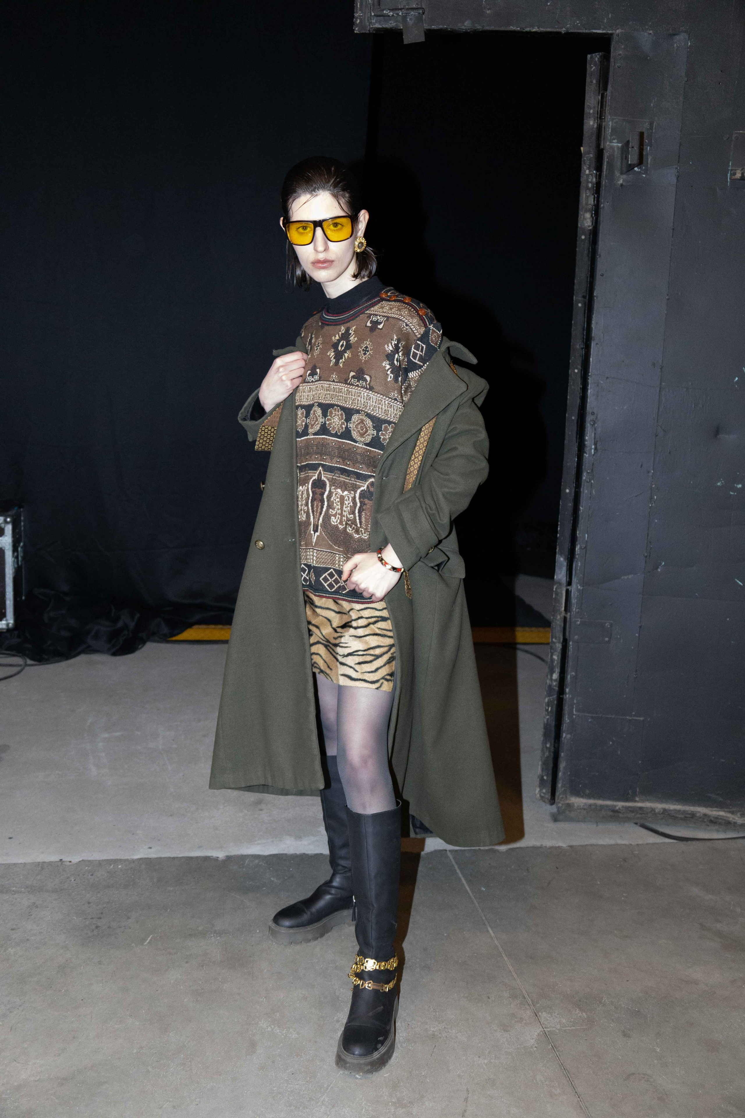 Auxi Backstage. VICTORIA SHU