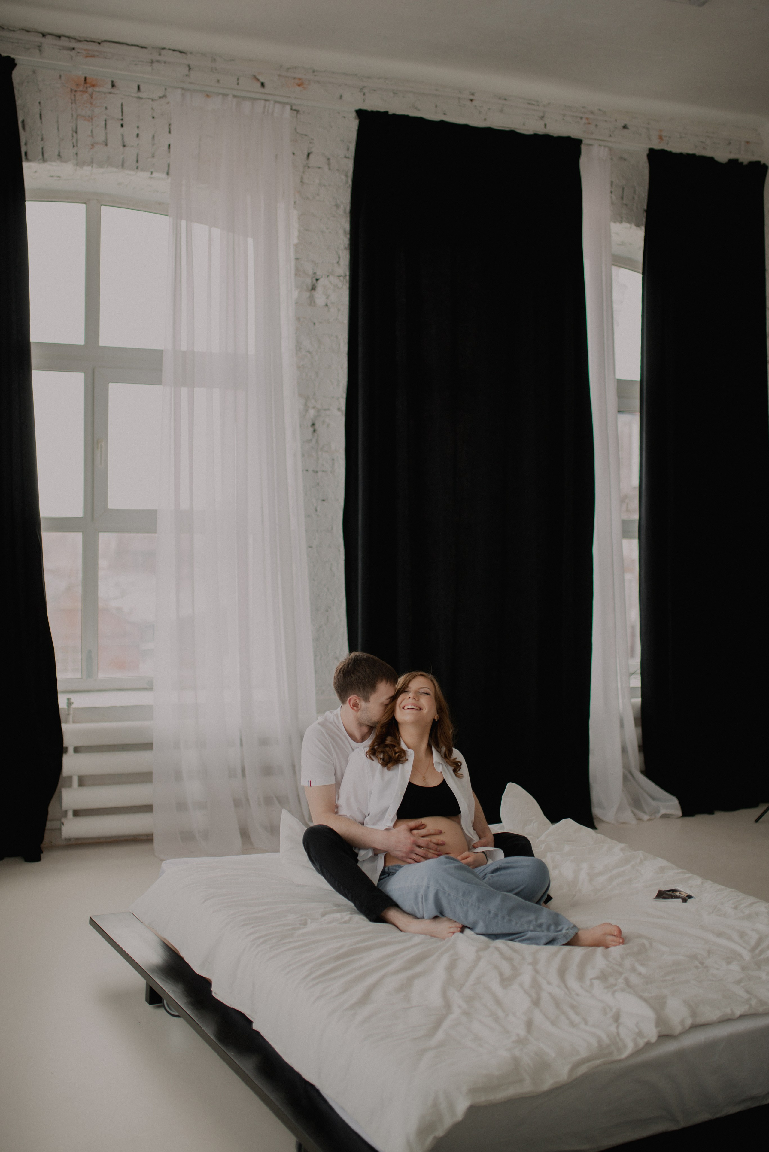 Фотосессия беременности в студии Бутово. Семейная фотосессия Бутово Москва фотограф Алина Морщагина