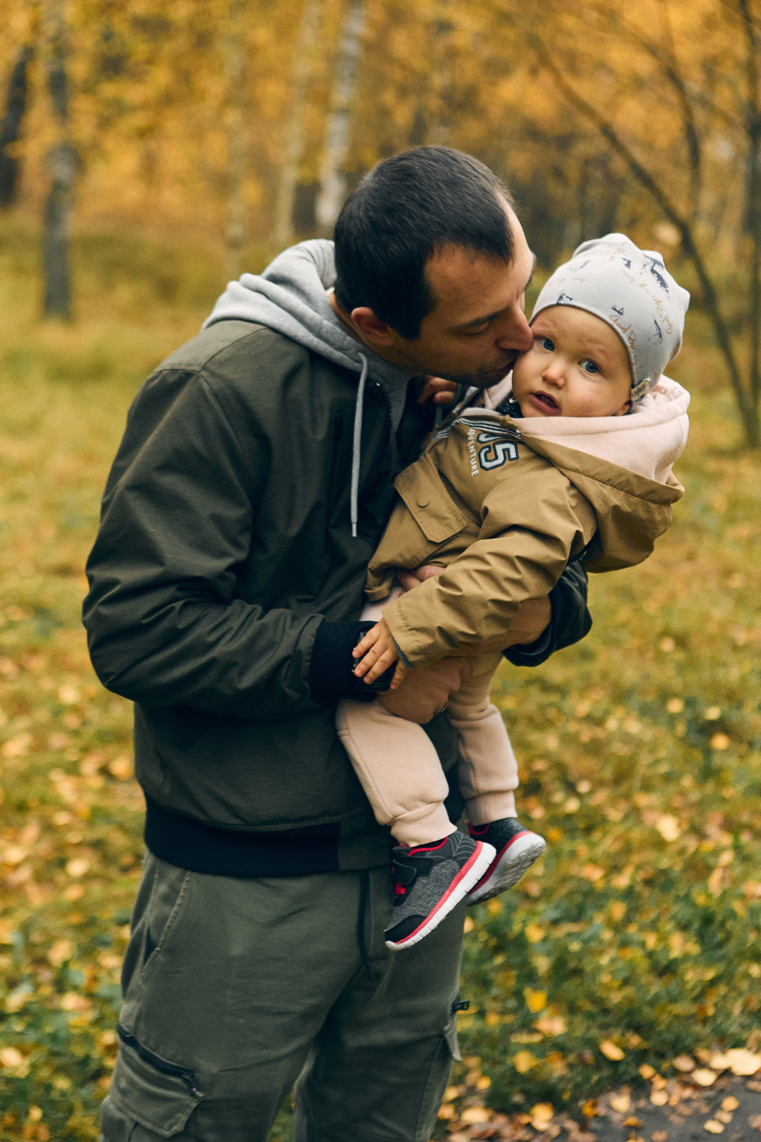 Семейная фотосессия дома и на прогулке в Москве