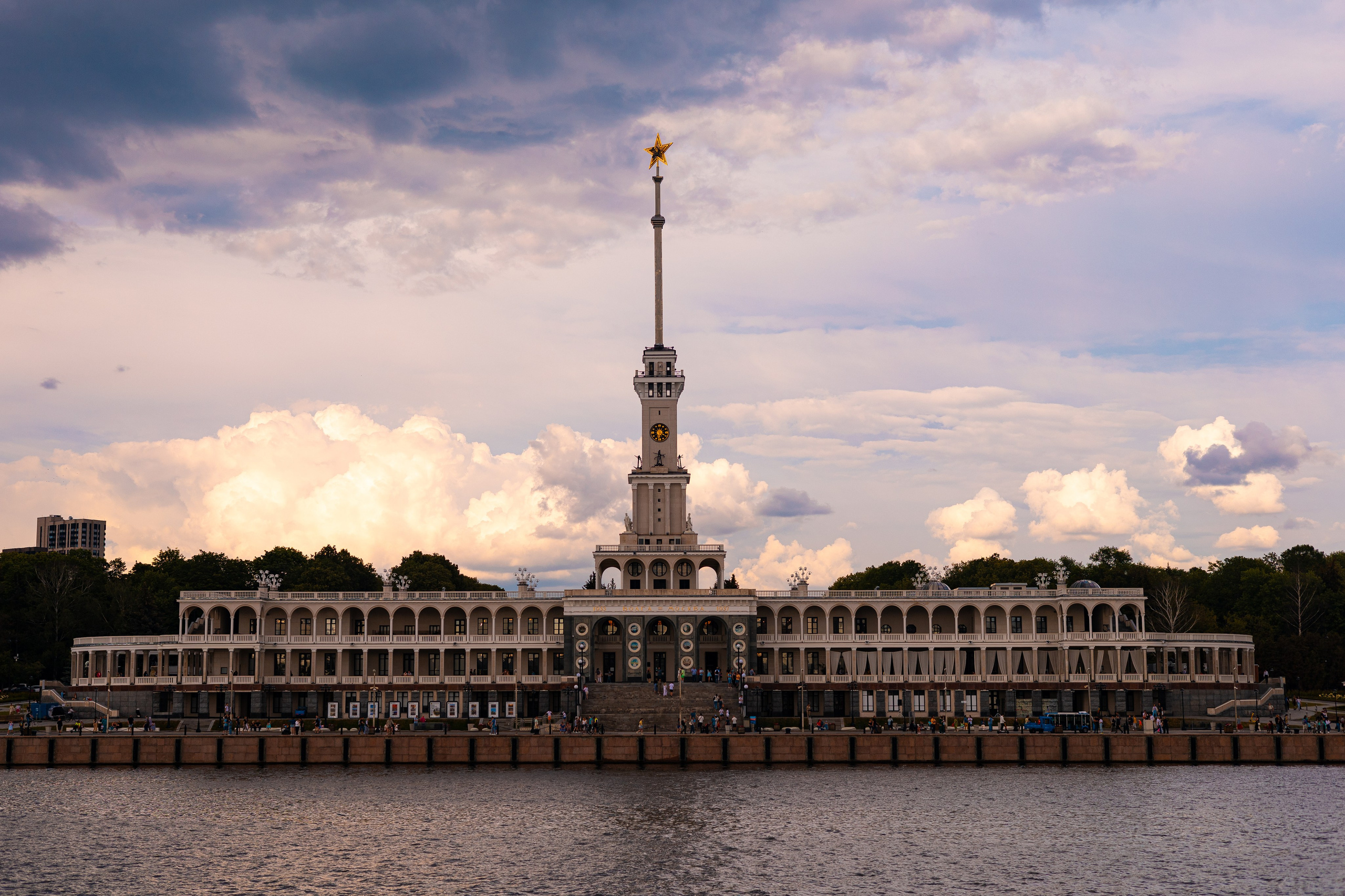 Северный речной вокзал, Москва