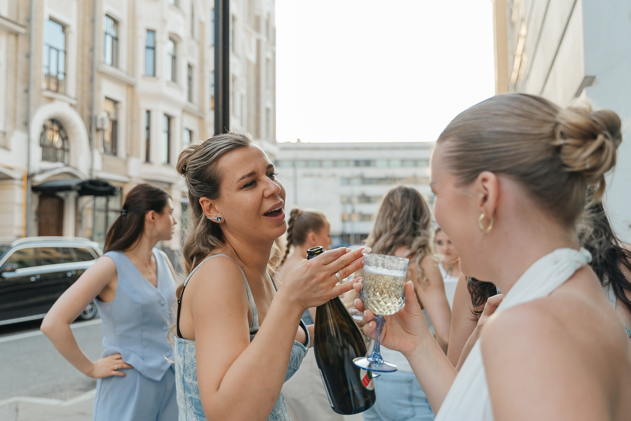 Девичник в Jam в голубом цвете. Фотограф Москва, Балашиха, МО. Свадьбы, репортажи, контент, портреты