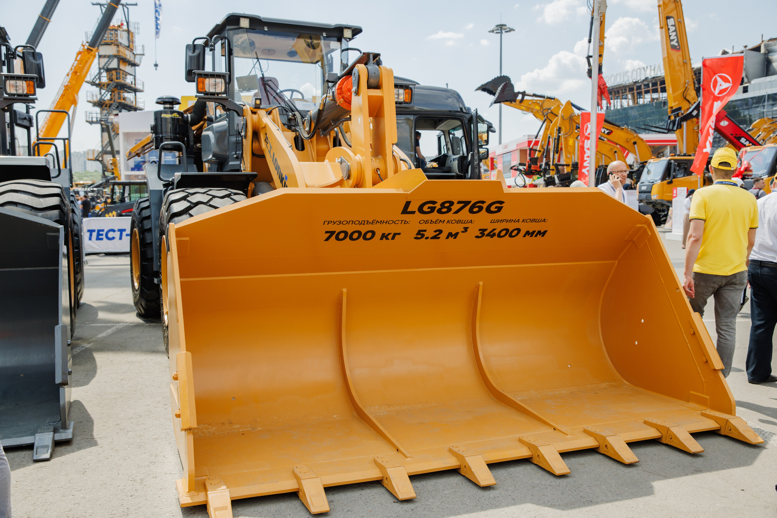 Выставка Спец. Техники. Фотограф Москва Шептаев Артём