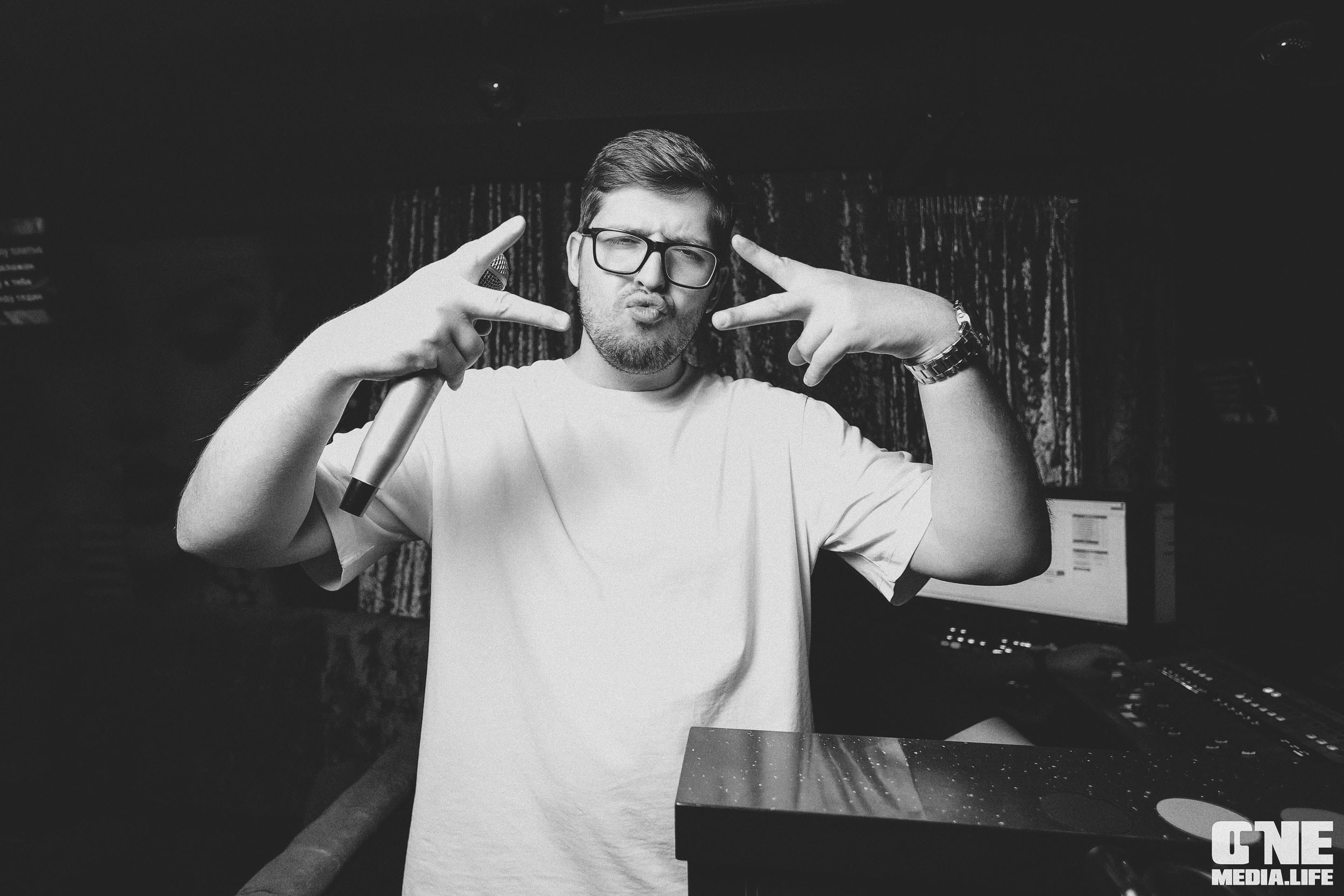 Фоторепортаж из караоке-клуба Эйфория. One Media Life: фоторепортажи, фотоотчеты с мероприятий и заведений