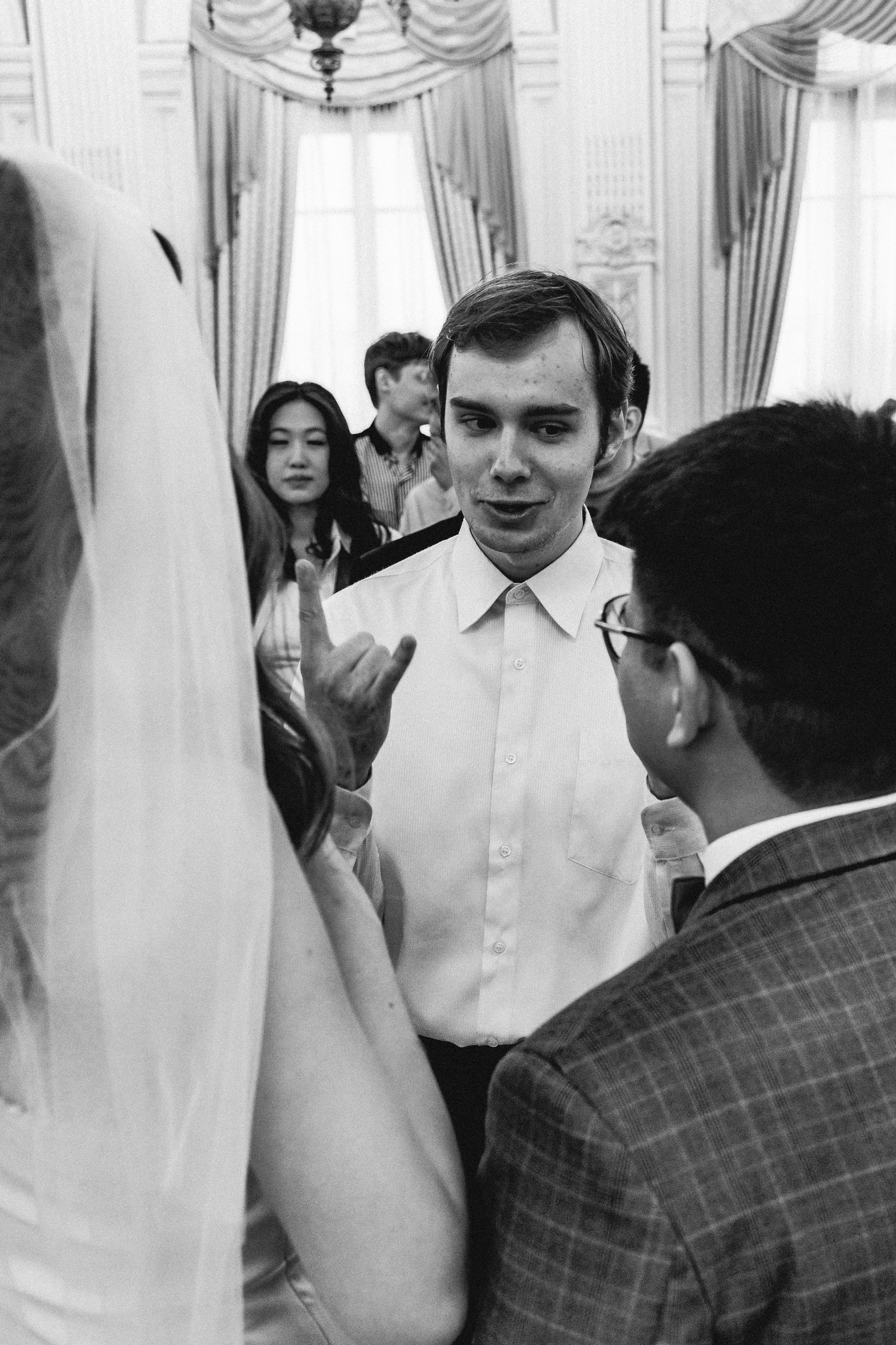 Чингис и Александра регистрация и небольшая прогулка. Свадебный и семейный фотограф в г. Волхов Алексей Кочерыжкин