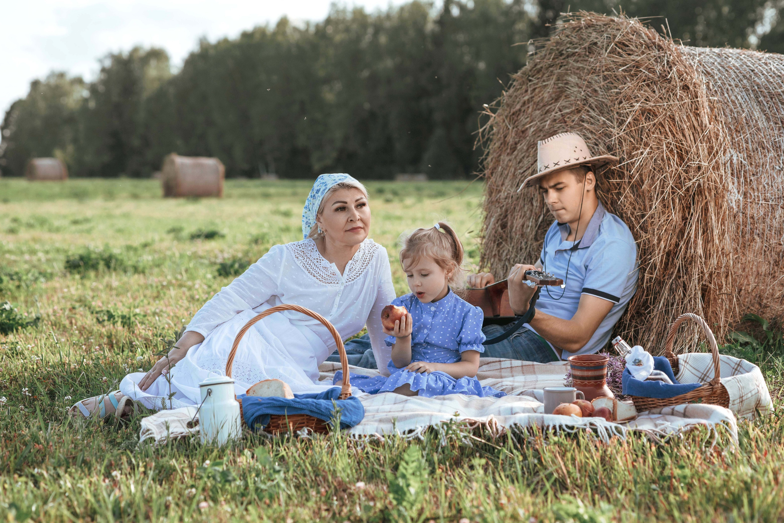 Прогулка в поле. Фотограф в Москве Мухина Ирина