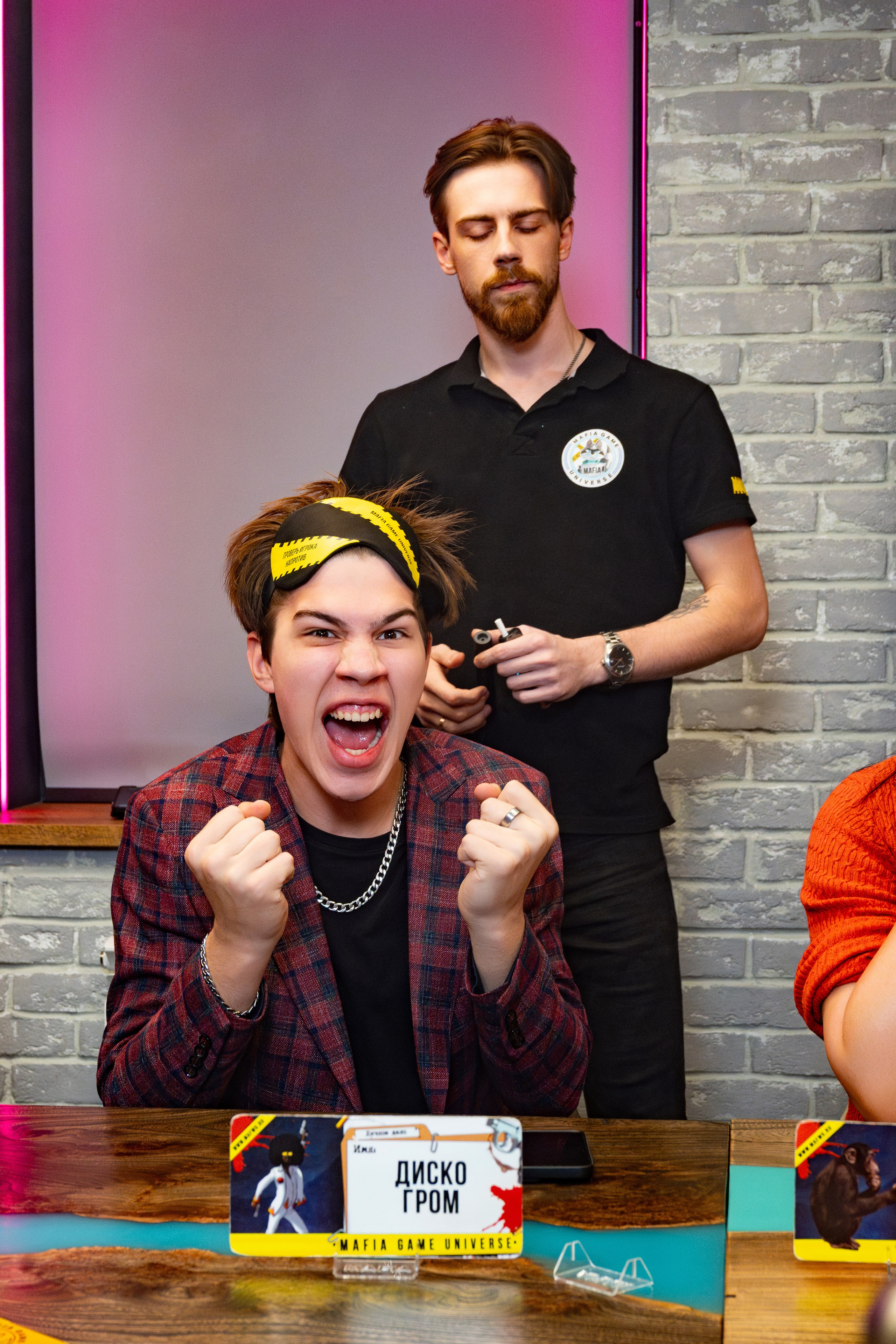 Репортаж на турнире по игре Мафия в «Мятном еноте». Фотограф мероприятий в Москве