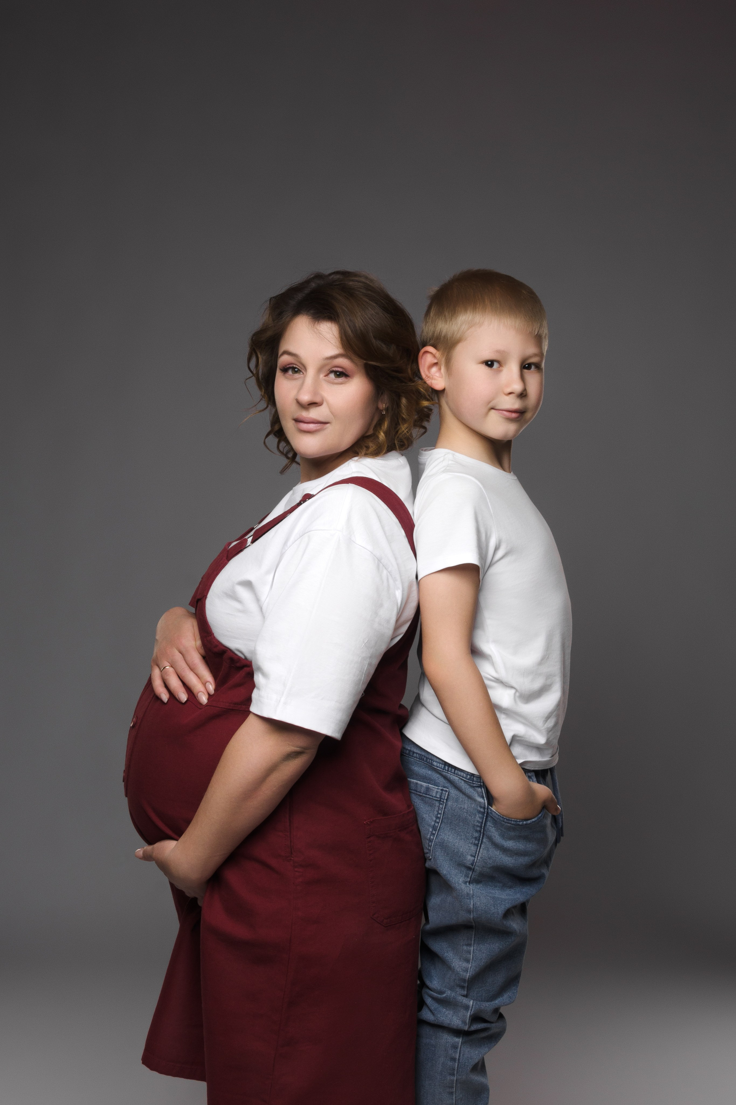 Беременность. Индивидуальные, семейные, студийные съемки в Серпухове и за пределами