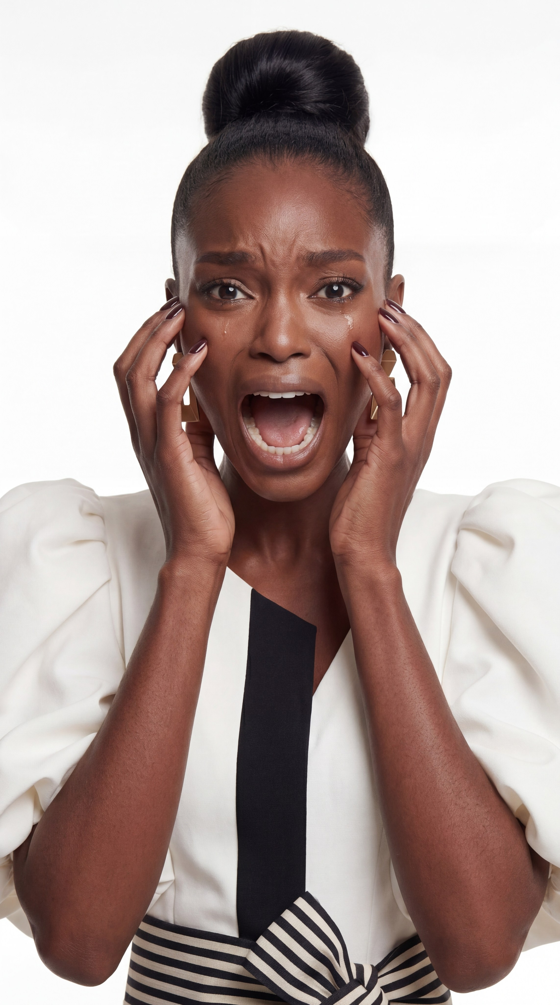 Нейросеть генерирует эмоциональный портрет для имиджевой съемки, реализуя любую креативную идею