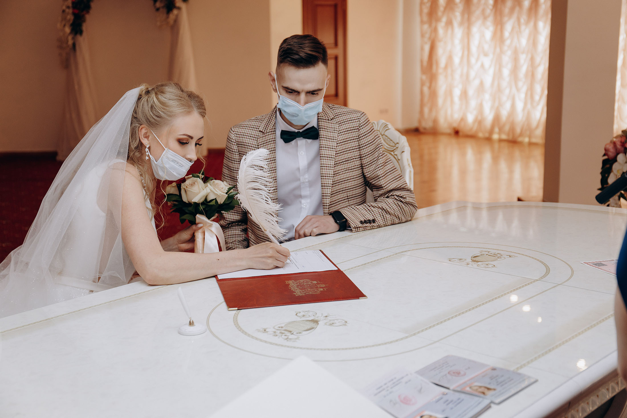 роспись в загсе жениха и невесты 