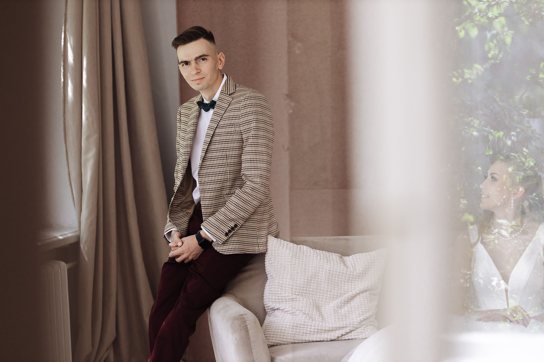 Свадебная съемка в студии и на улице. Свадебный фотограф в Екатеринбурге Илья Корсаков