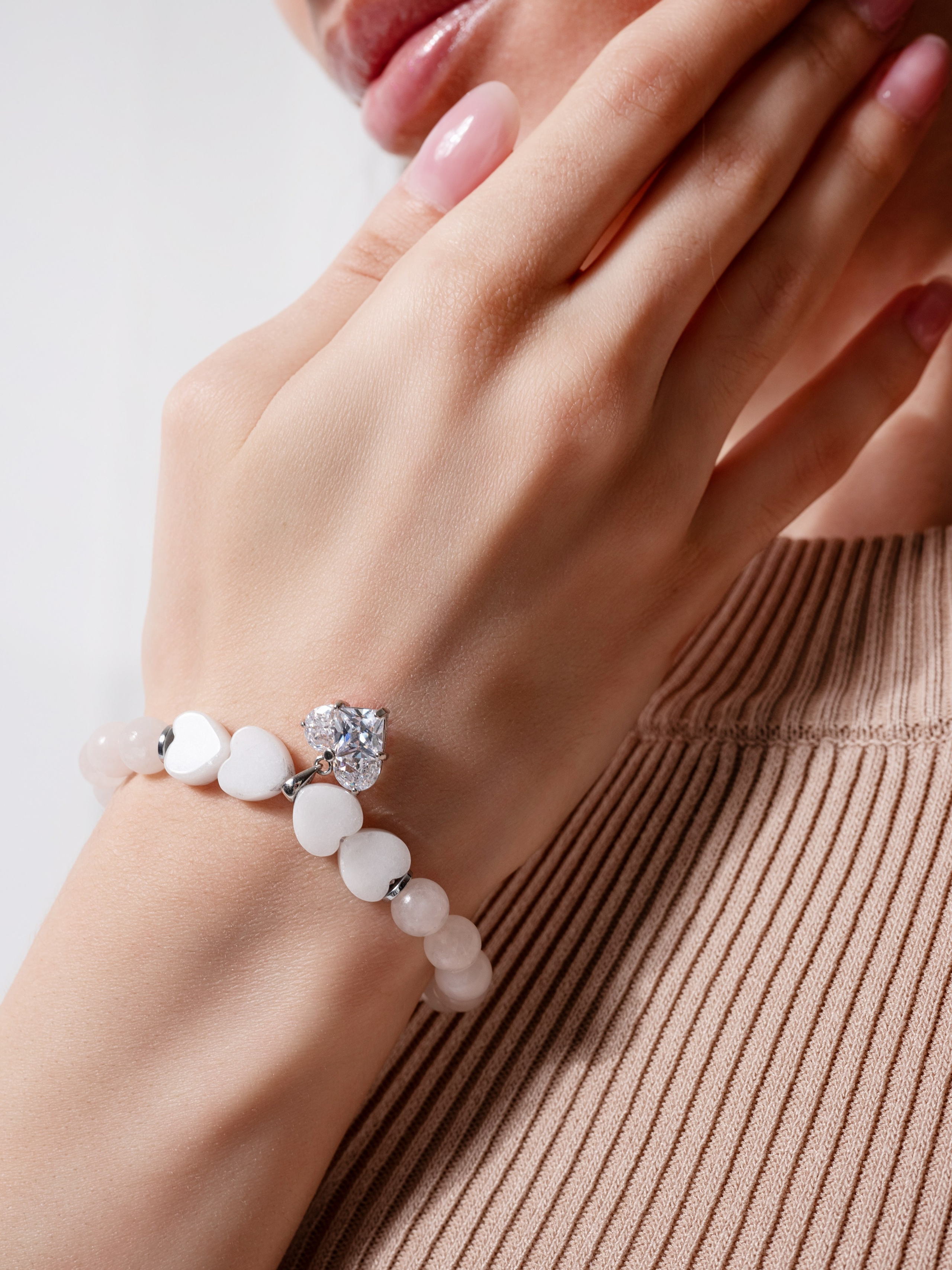 Ювелирная съемка для маркетплейсов. ТМ Продакшн — Съемка для маркетплейсов в Москве