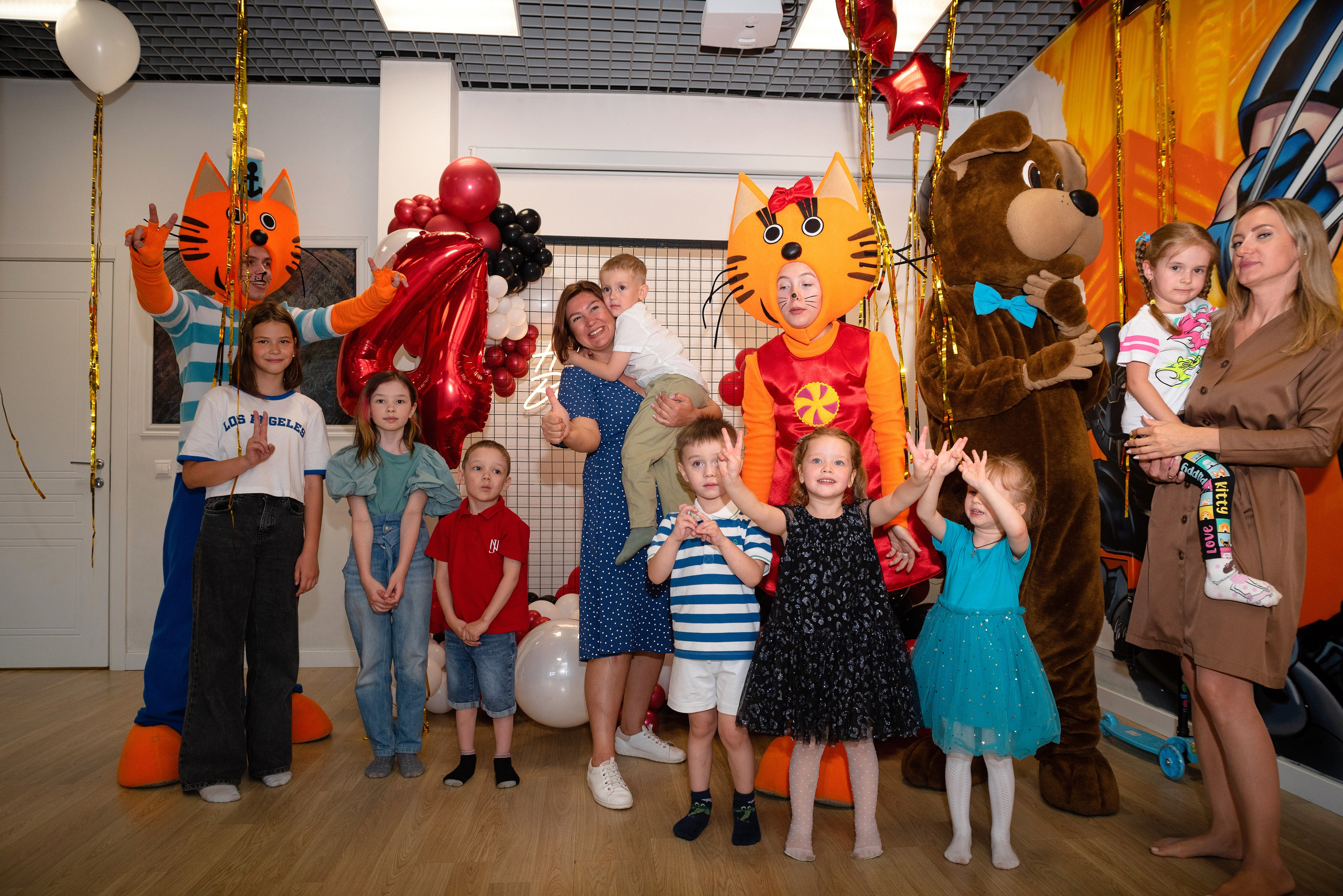 Репортажная фотосъемка детских праздников, дней рождений, выпускных вечеров и других мероприятий в Сургуте и Нефтеюганске.