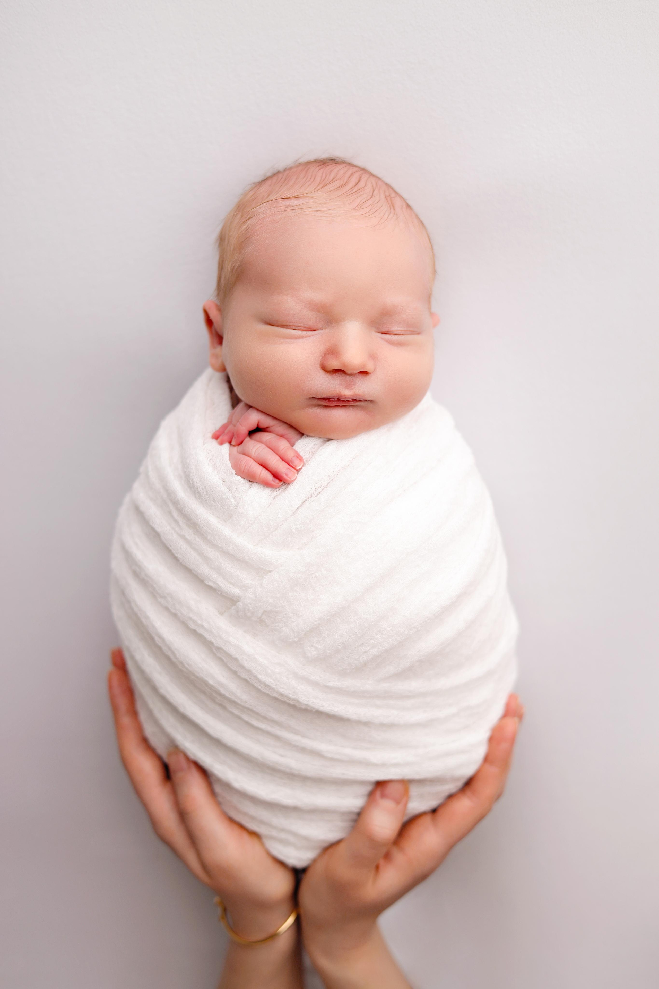 Фотосъемка новорожденных в Москве. Фотограф новорожденных Москва. Ньюборн фотограф Москва